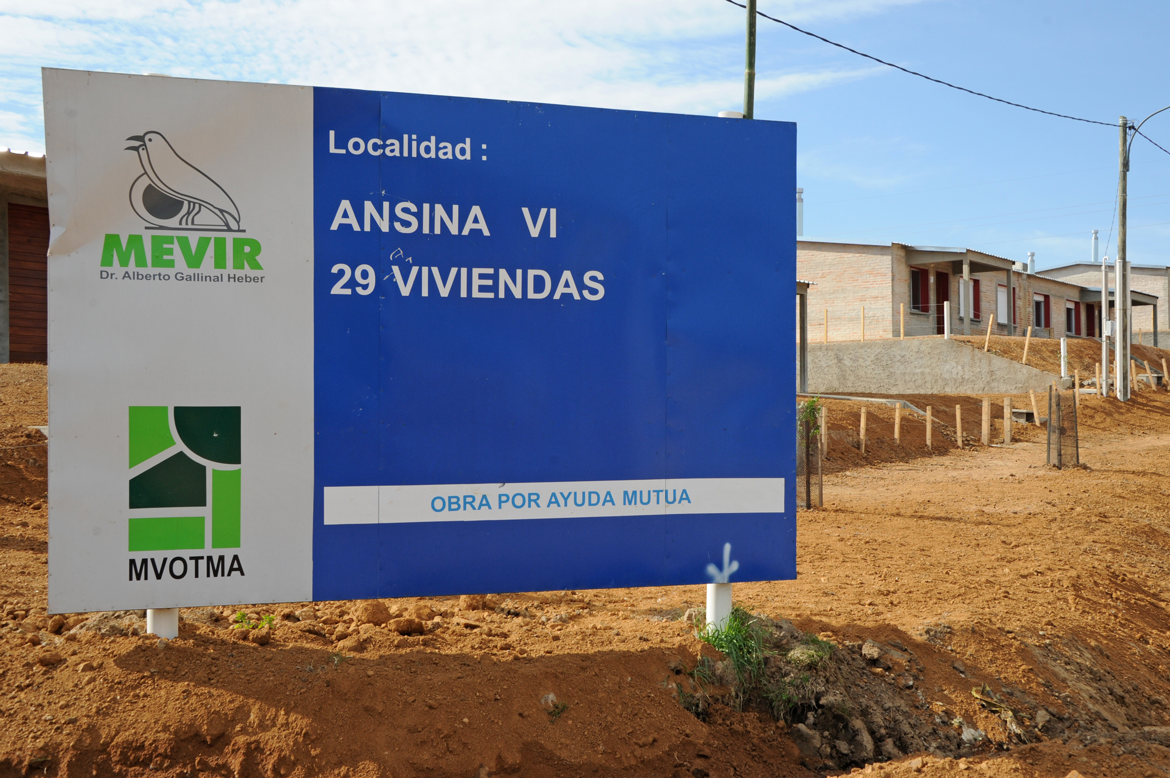 Mevir inauguró 43 viviendas dúplex y de una planta en la localidad de Villa Ansina en Tacuarembó