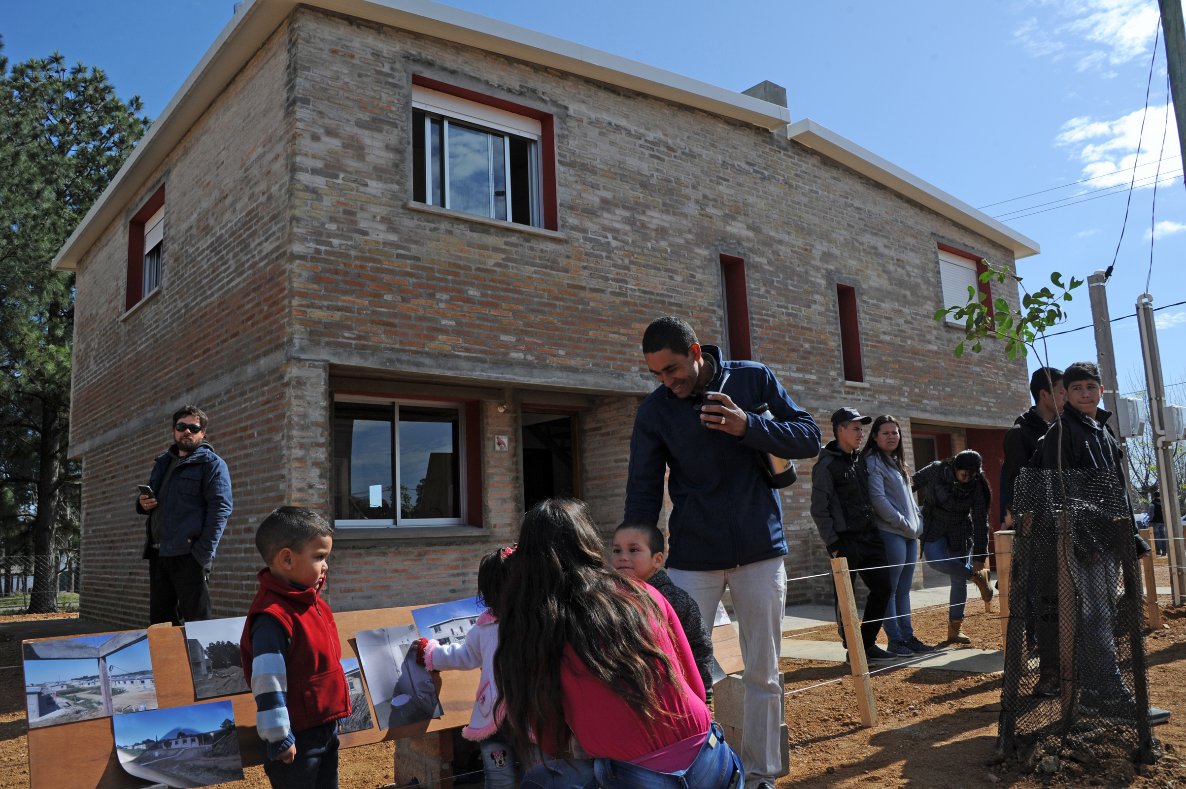 Mevir inauguró 43 viviendas dúplex y de una planta en la localidad de Villa Ansina en Tacuarembó