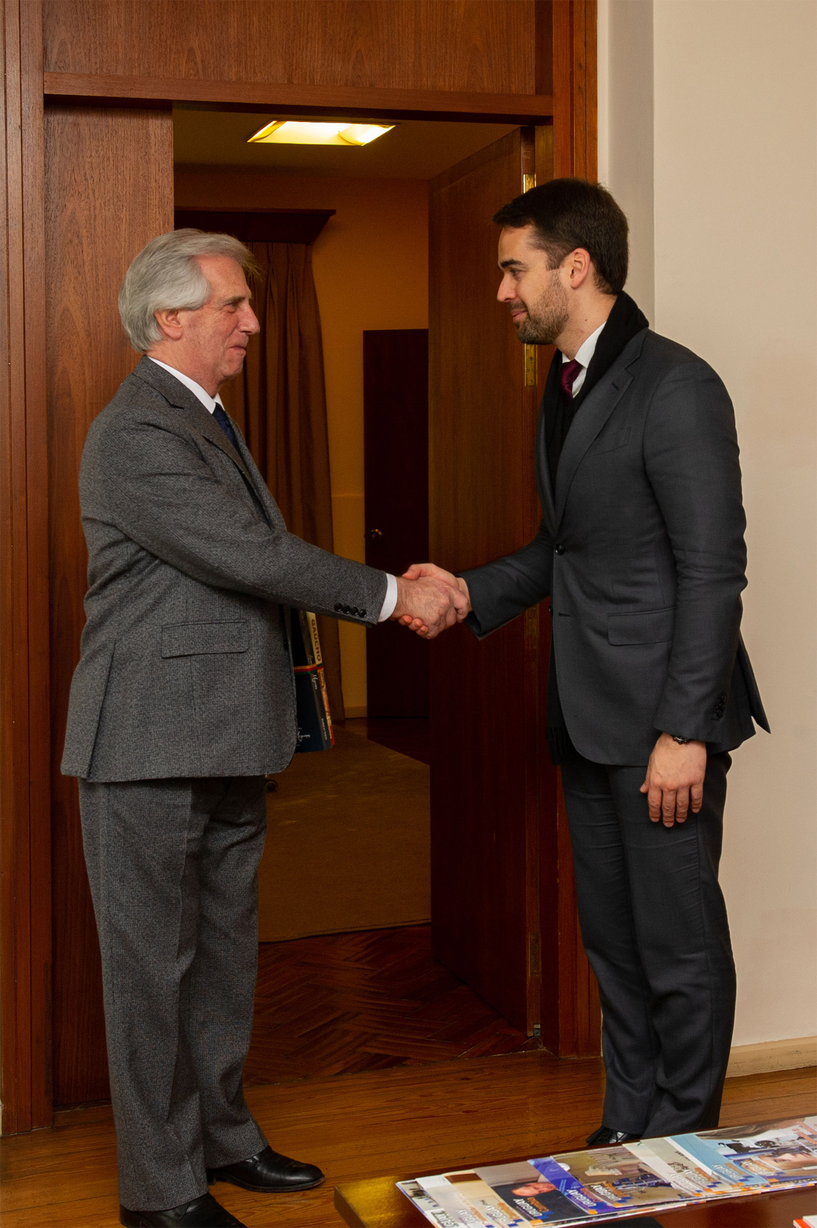 Presidente Tabaré Vázquez recibió al gobernador de Río Grande del Sur, Eduardo Leite