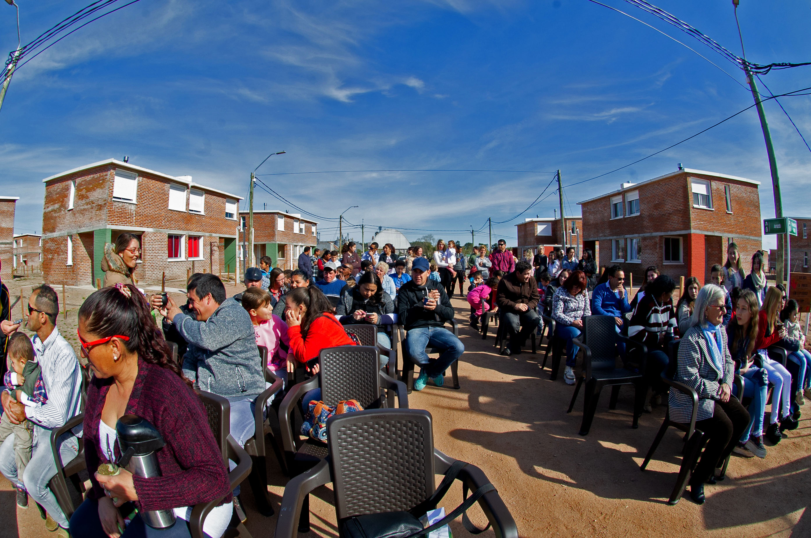 Mevir hace entrega de viviendas a 105 familias de Lascano, Rocha