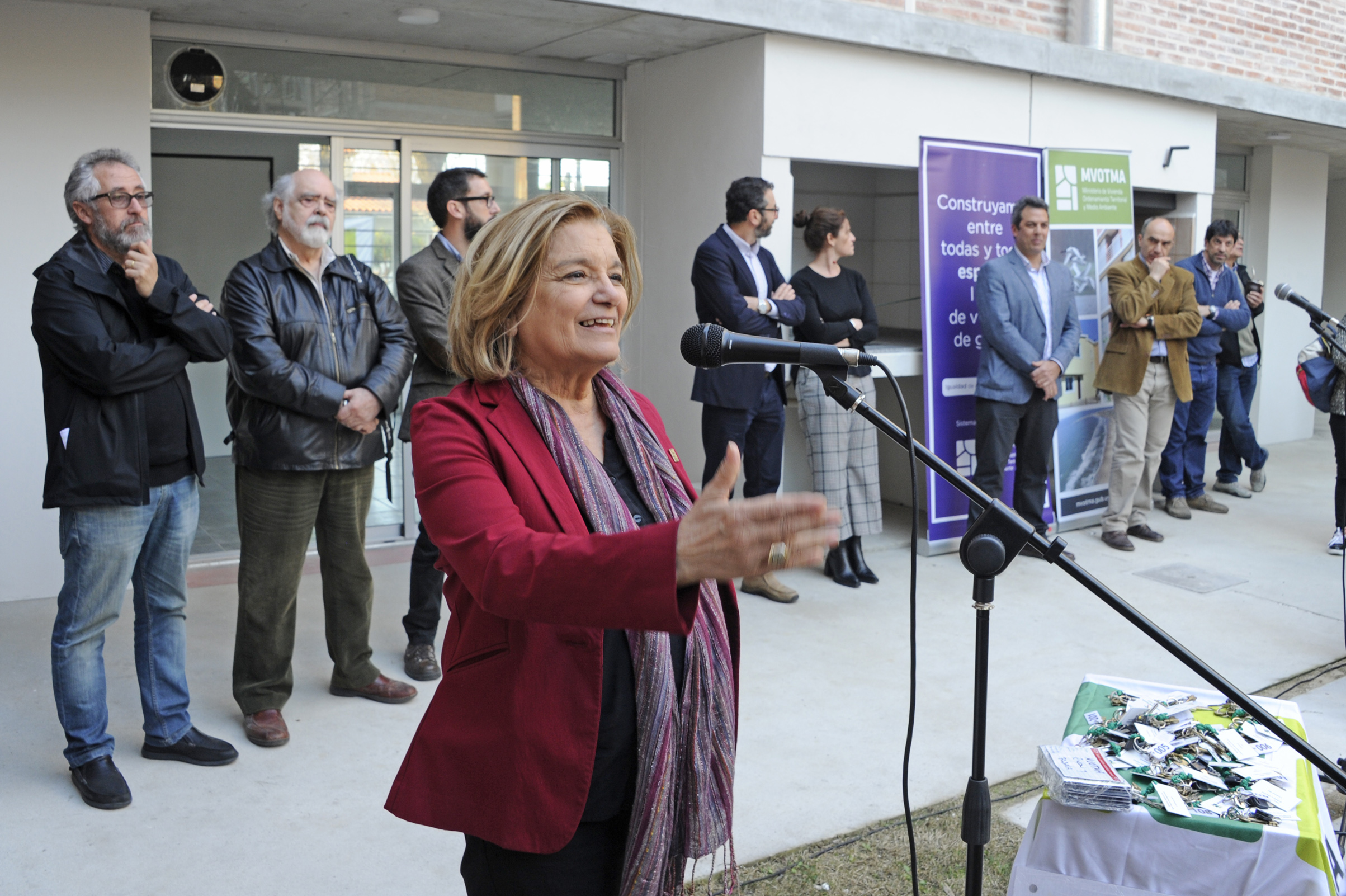 Inauguración del complejo de viviendas de Belvedere