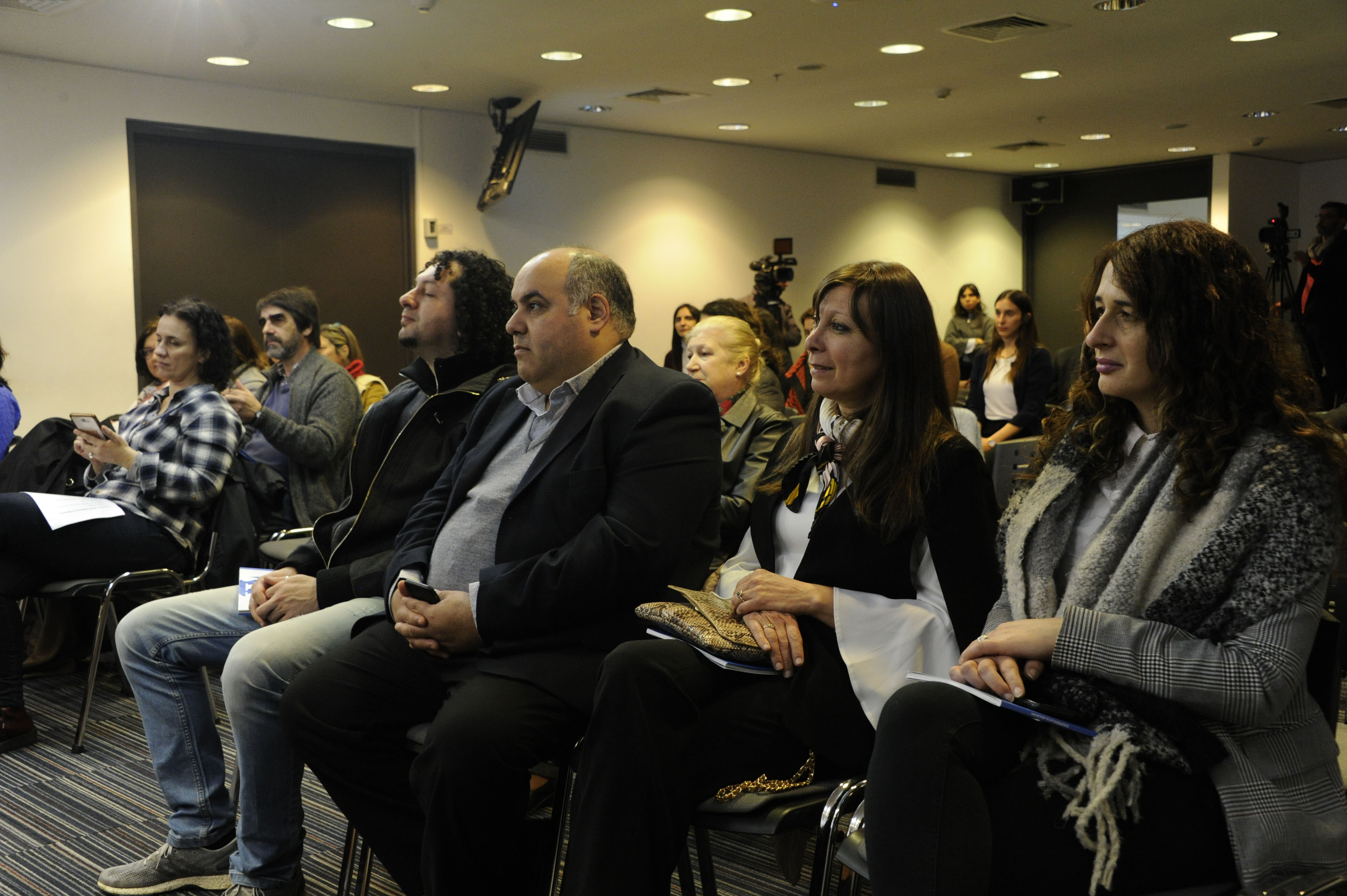 Ministerio de Educación, Consejo de Educación Secundaria y Plan Ceibal lanzaron publicación “Wikipedia en la educación”