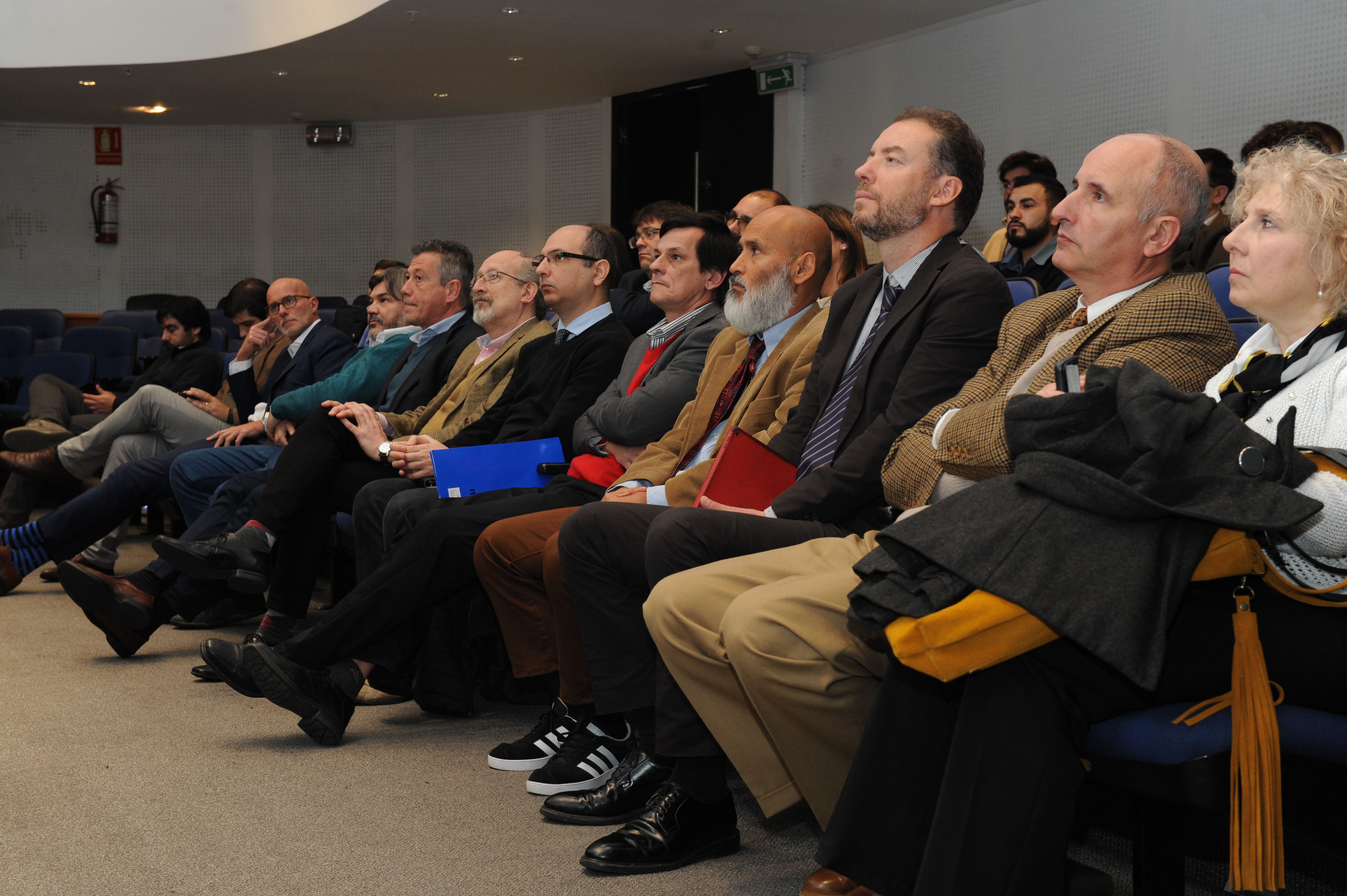 Acto de graduación de 23 docentes en la experiencia industrial finlandesa
