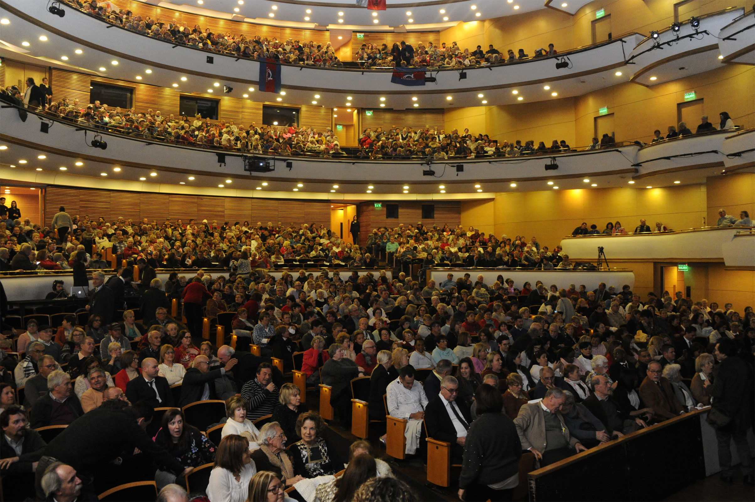 Celebración en Auditorio Nacional del Sodre, por 12 años de trayectoria del Hospital de Ojos, que superó 90.000 cirugías