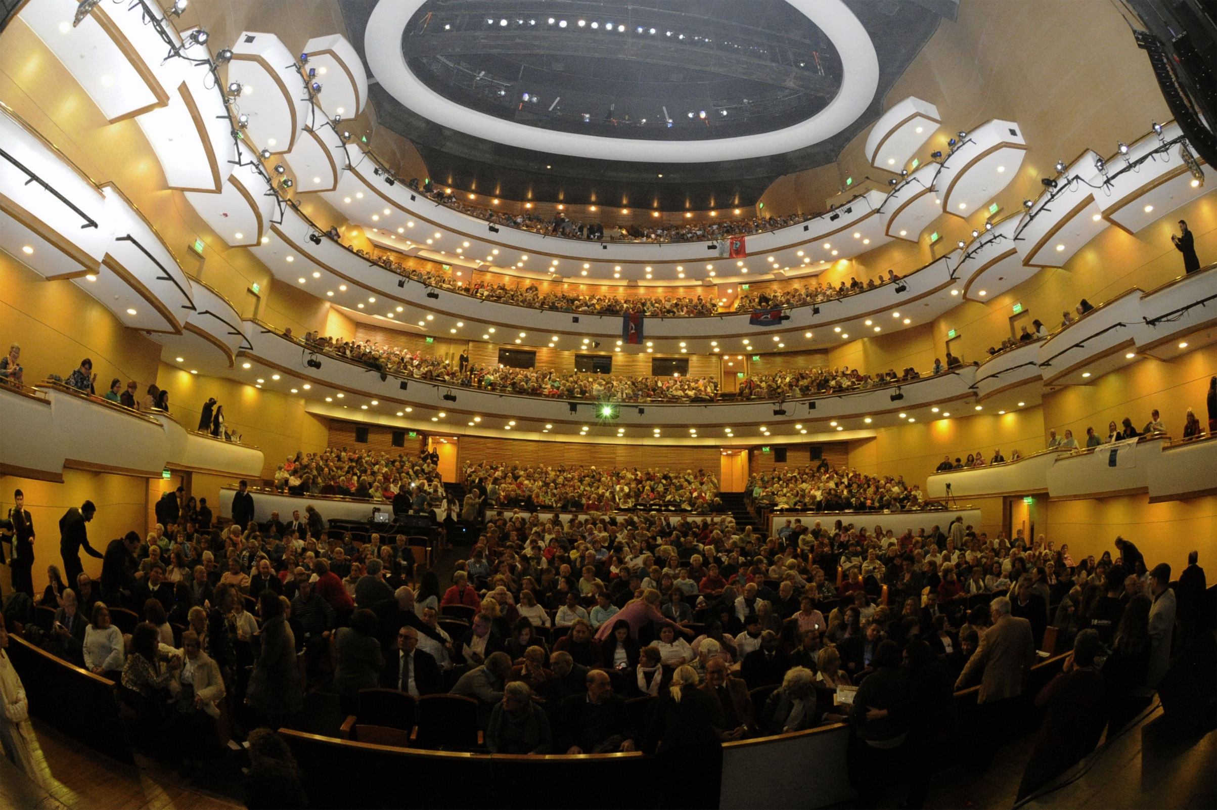 Celebración en Auditorio Nacional del Sodre, por 12 años de trayectoria del Hospital de Ojos, que superó 90.000 cirugías