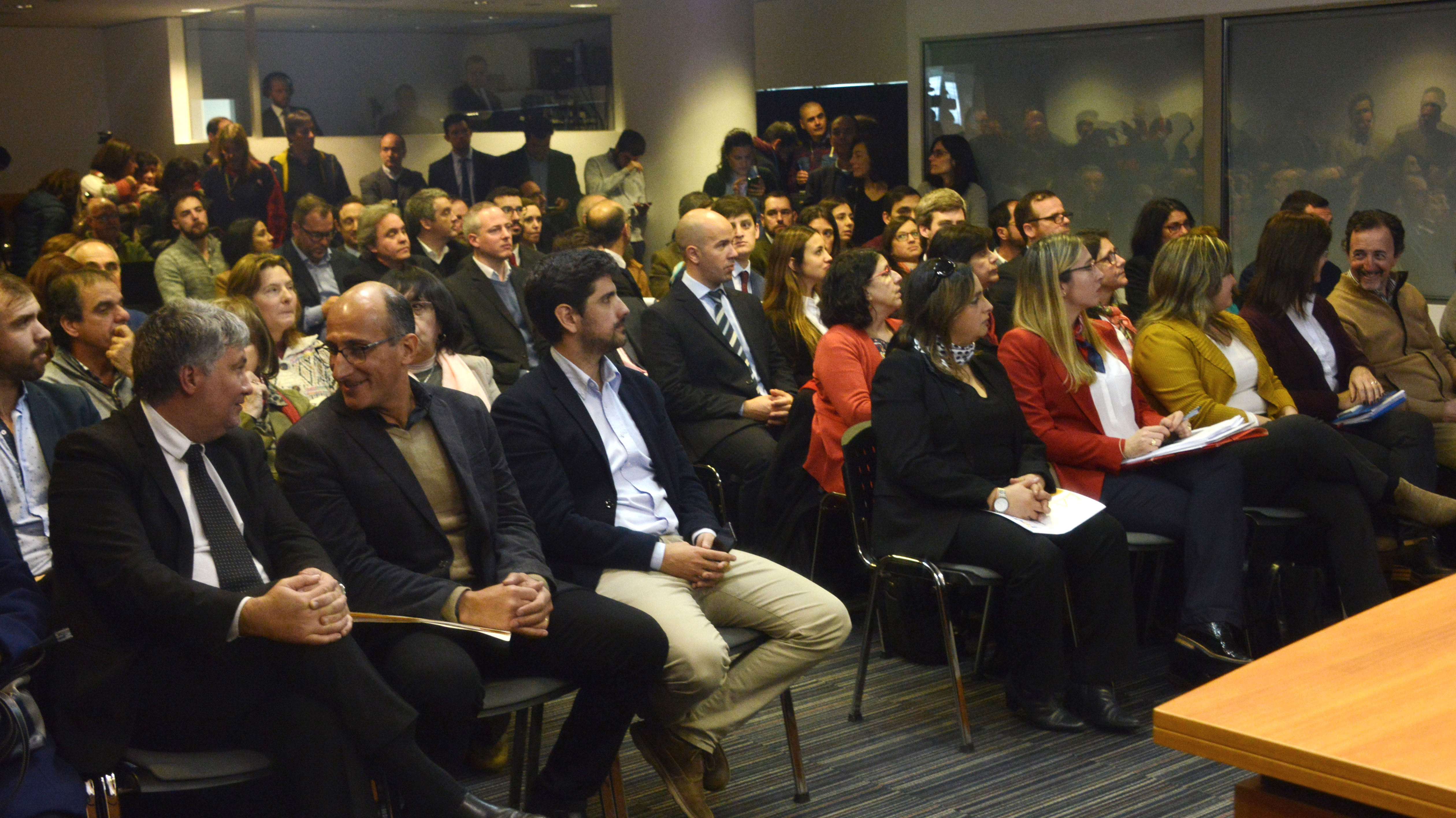 Firma del primer contrato de participación público-privada