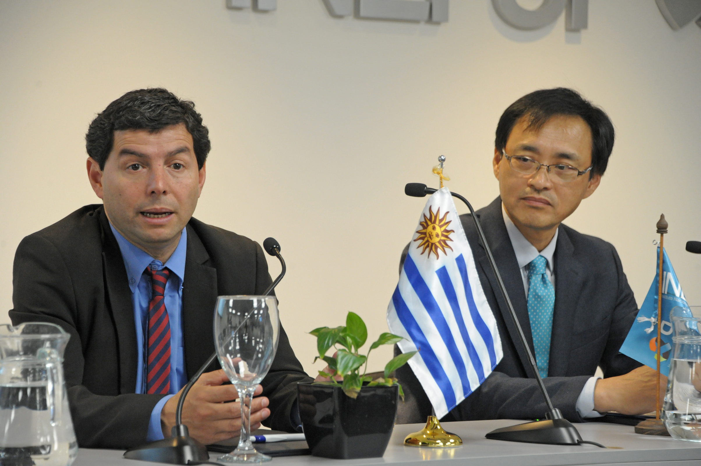 Suscripción de convenio entre el Instituto Nacional de Empleo y Formación Profesional (INEFOP) y la Human Resources Development (HRD) de Corea del Sur