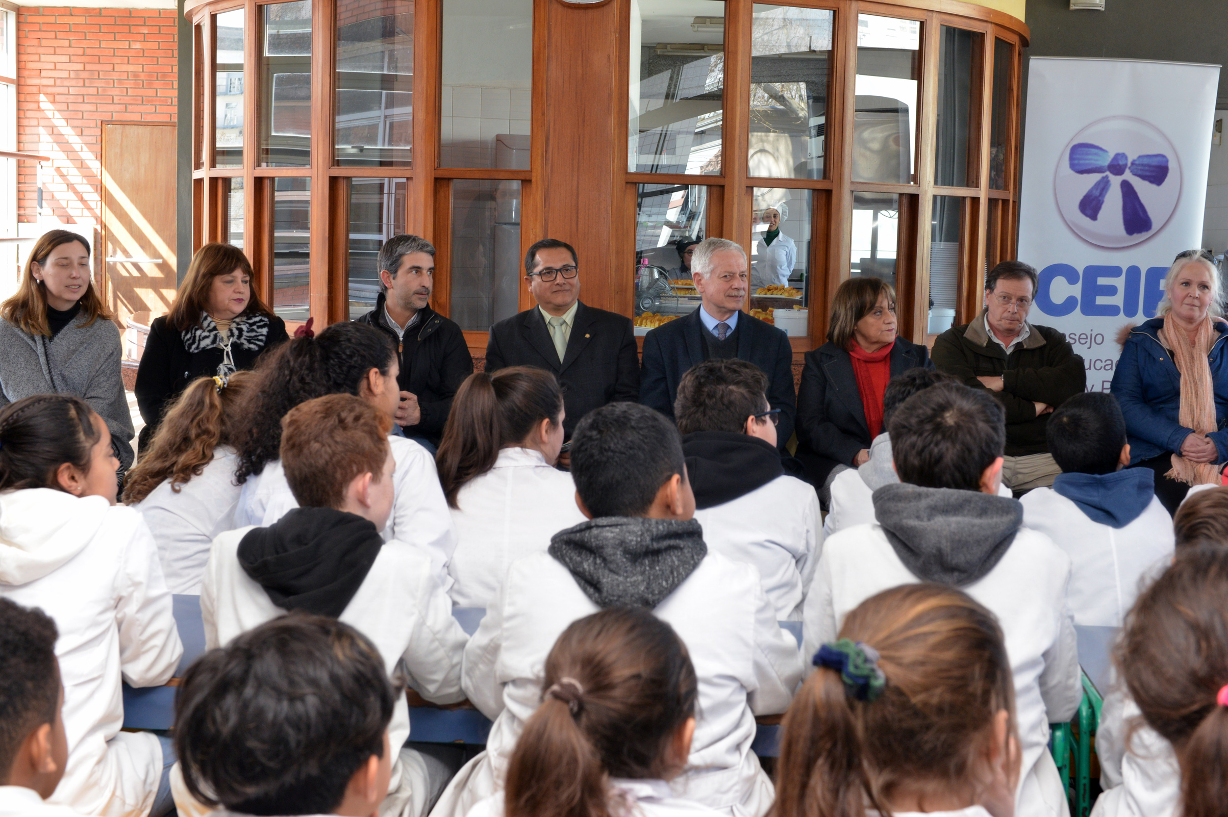 Actividad de lanzamiento sobre Campaña de Alimentación Saludable en la escuela nº. 94 de Montevideo