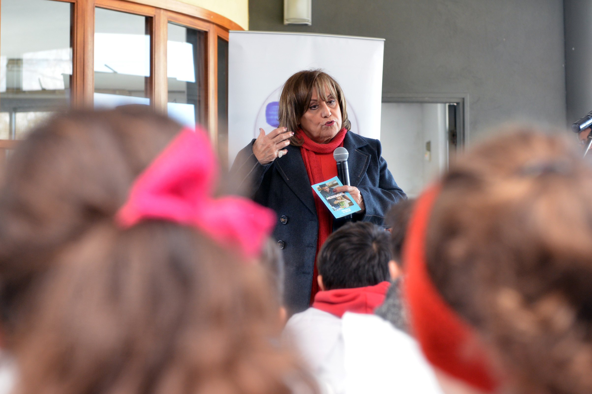 Actividad de lanzamiento sobre Campaña de Alimentación Saludable en la escuela nº. 94 de Montevideo