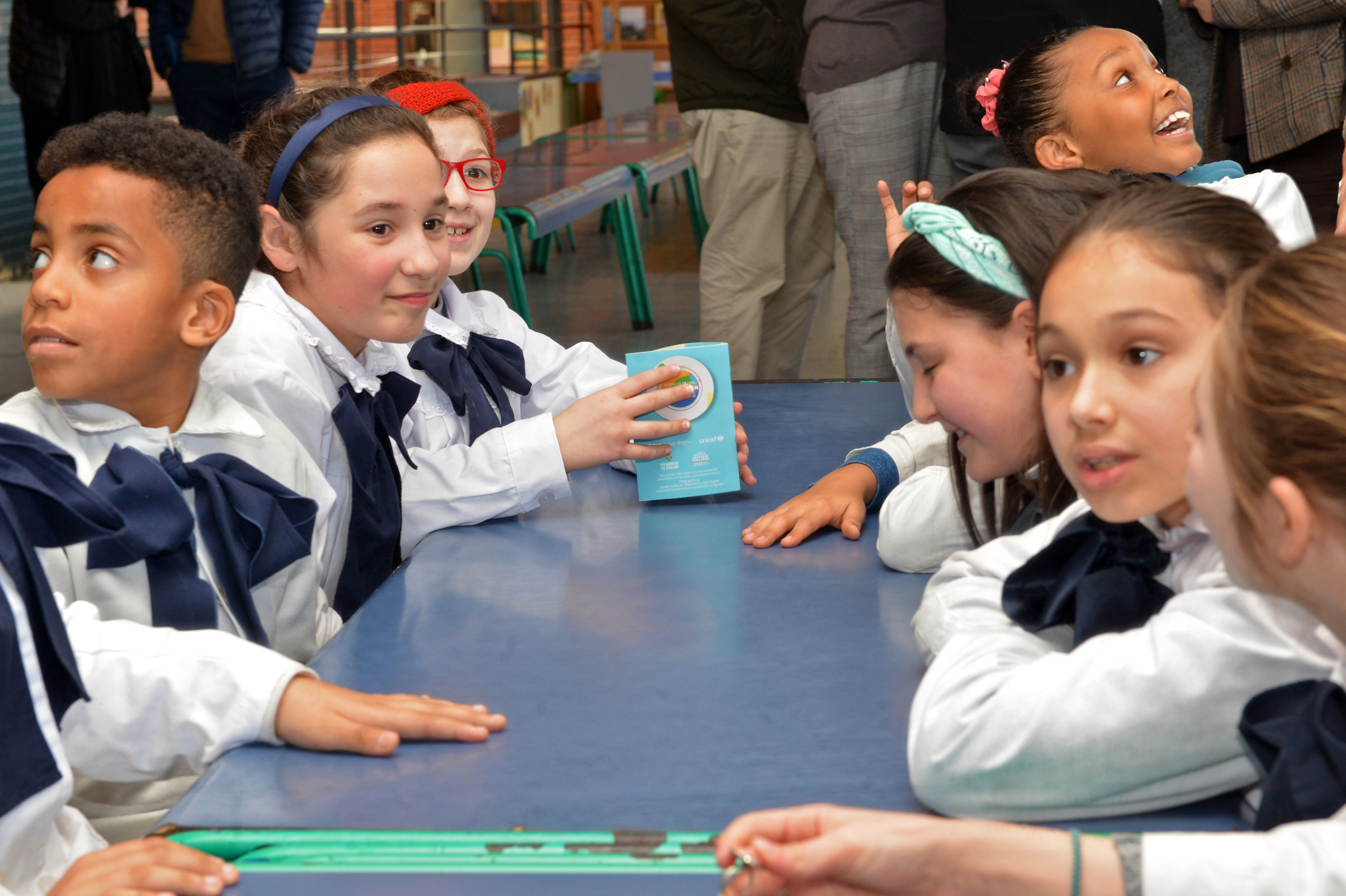 Actividad de lanzamiento sobre Campaña de Alimentación Saludable en la escuela nº. 94 de Montevideo