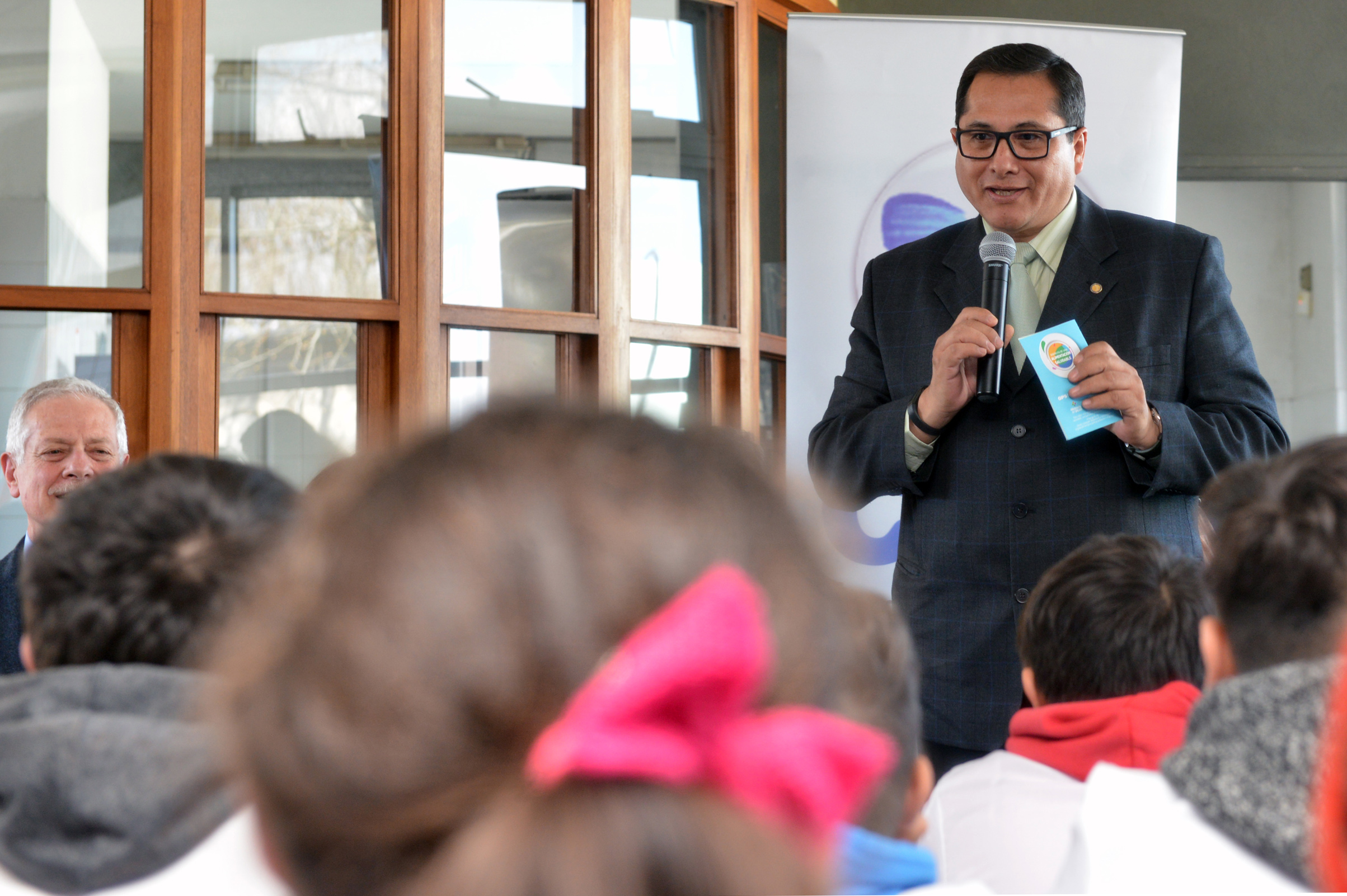 Actividad de lanzamiento sobre Campaña de Alimentación Saludable en la escuela nº. 94 de Montevideo