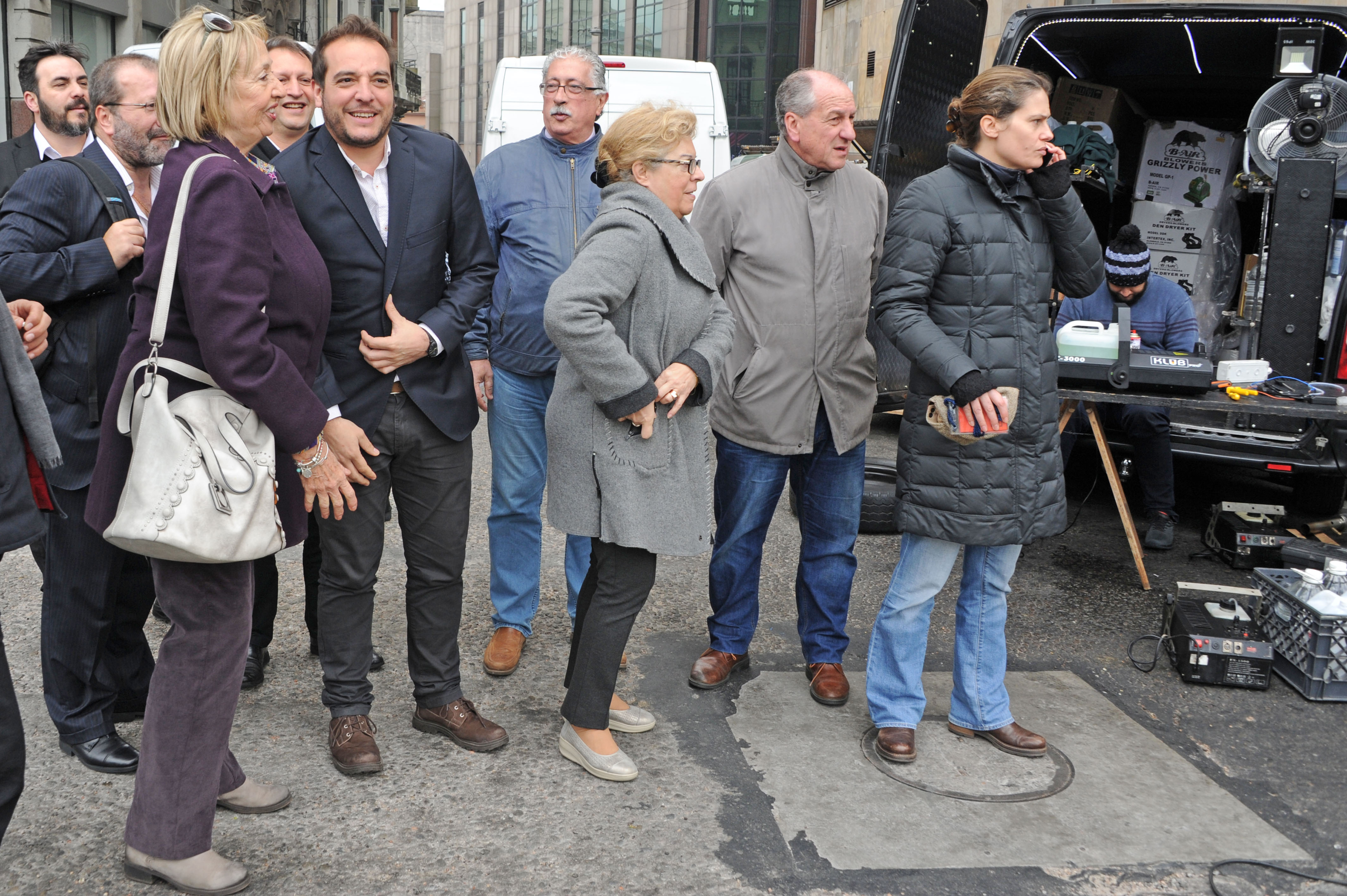 Autoridades de Gobierno visitaron rodaje de serie “Conquest”, que se filma entre el 14 y el 18 de setiembre en Montevideo