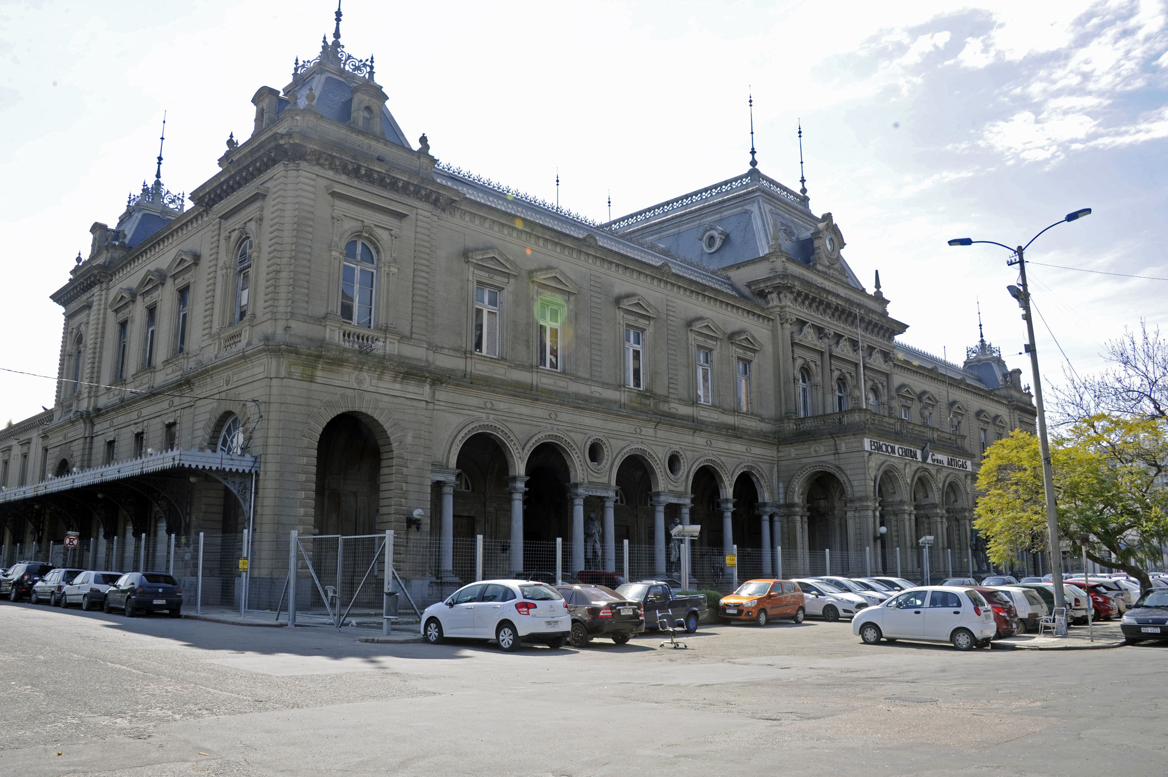 Estación Central General Artigas