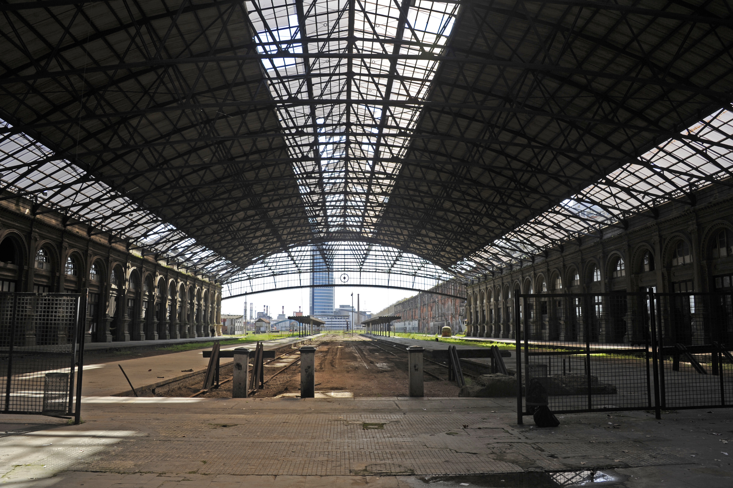 Estación Central General Artigas, andenes y playa de maniobra