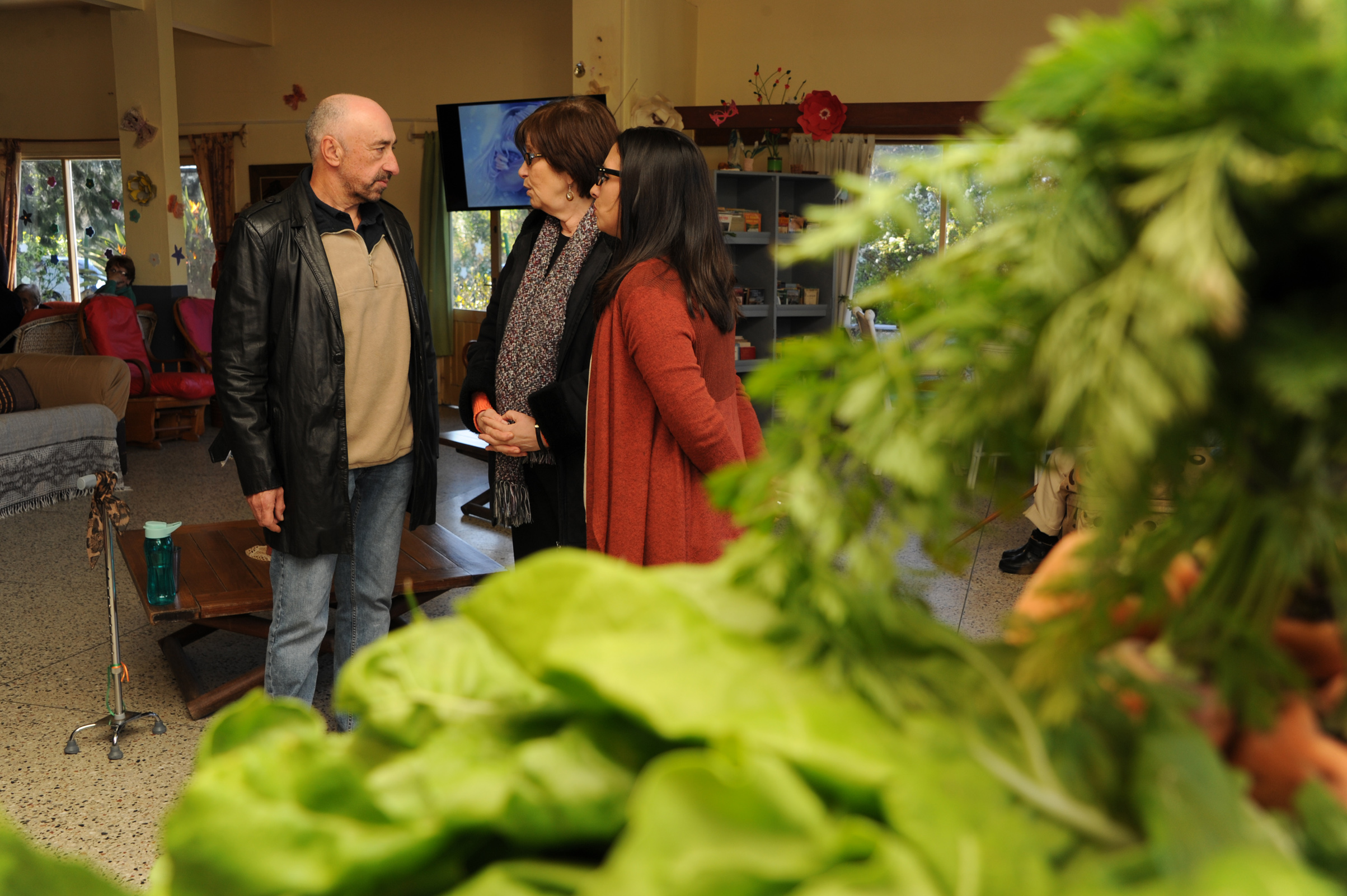 Ministra de Desarrollo Social, Marina Arismendi, visitó el establecimiento de larga estadía para personas mayores Hogar Gines Cairo Medina