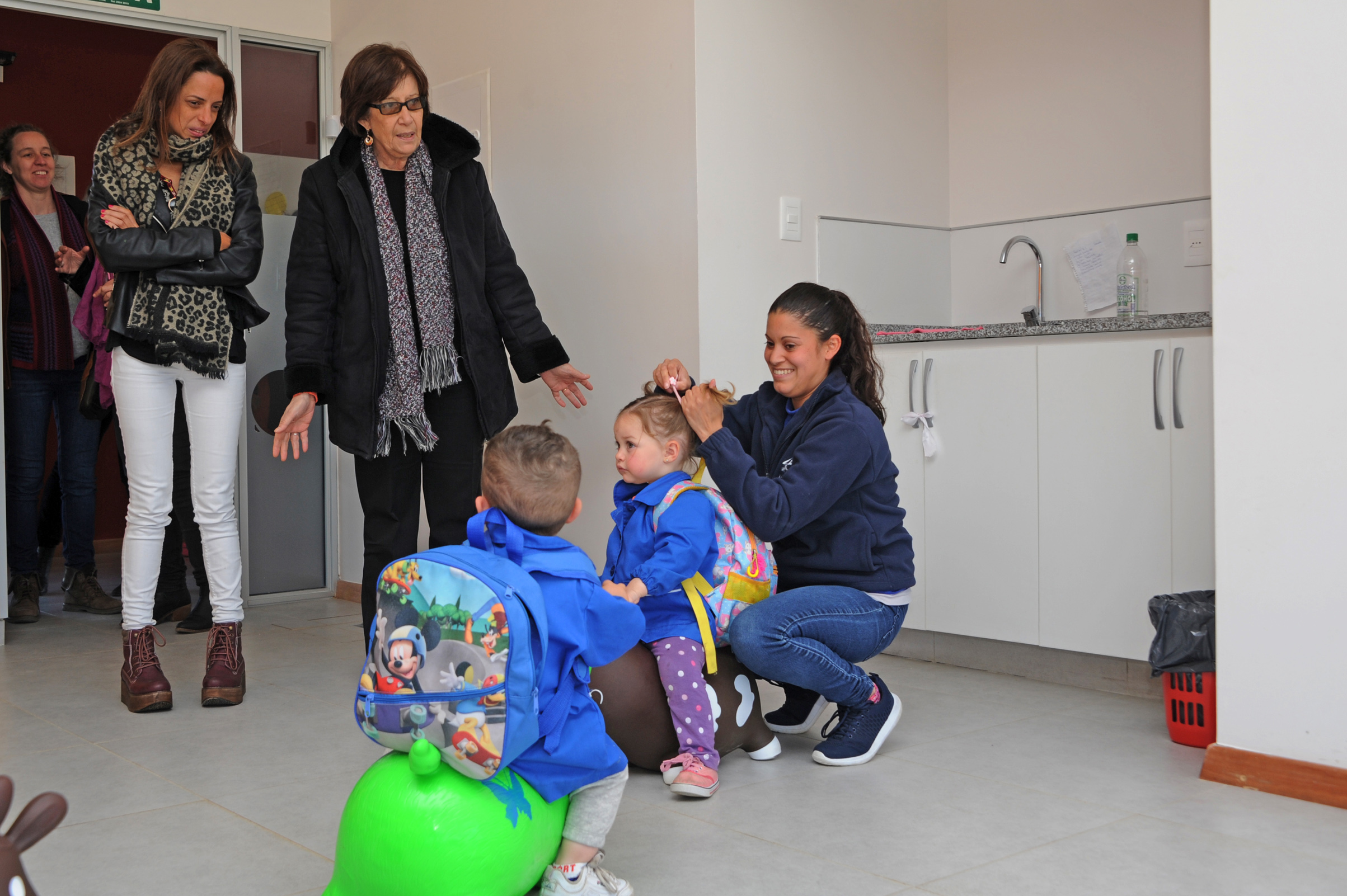 Ministra de Desarrollo Social, Marina Arismendi, encabezó visita a CAIF del barrio Hipódromo de Maldonado