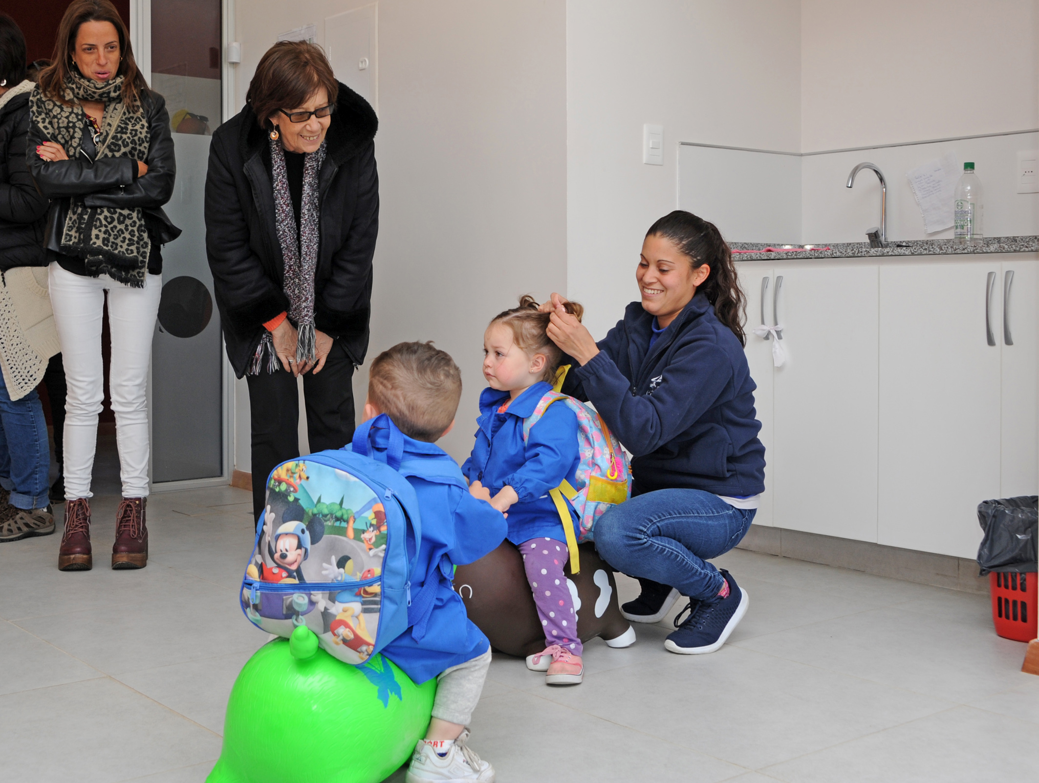Ministra de Desarrollo Social, Marina Arismendi, encabezó visita a CAIF del barrio Hipódromo de Maldonado