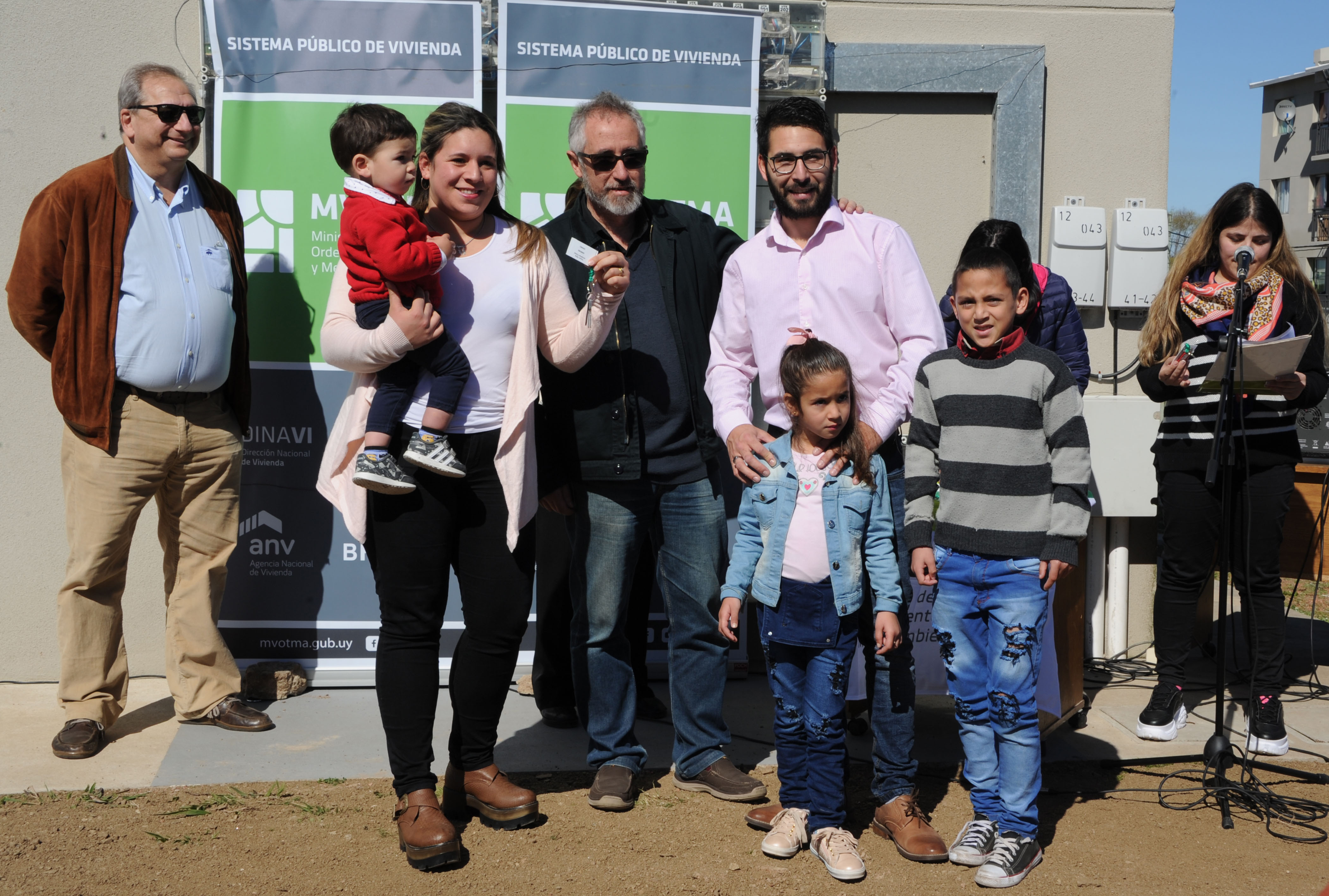 Entrega de viviendas en el complejo Manzana T, Maldonado