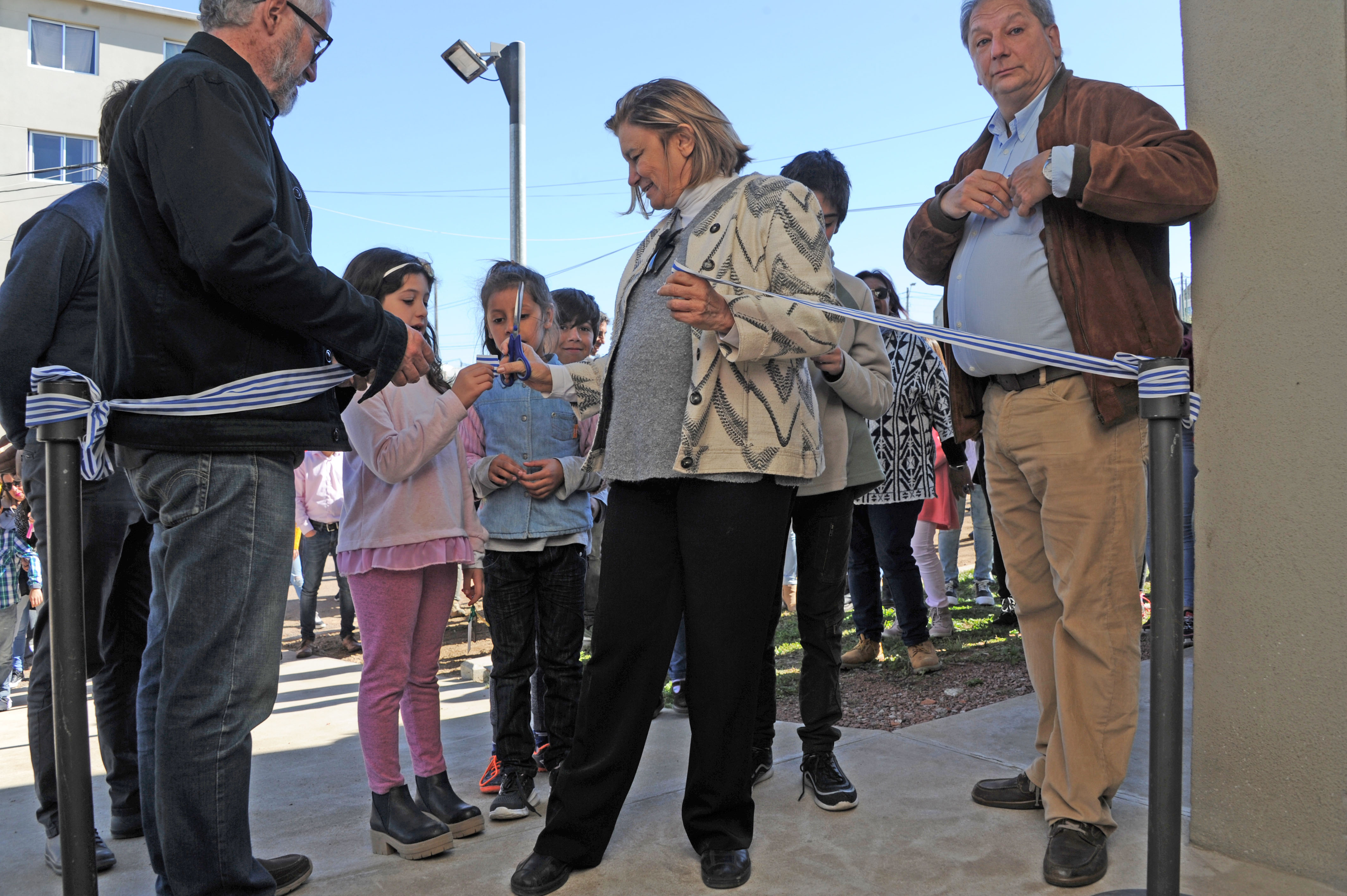 Entrega de viviendas en el complejo Manzana T, Maldonado