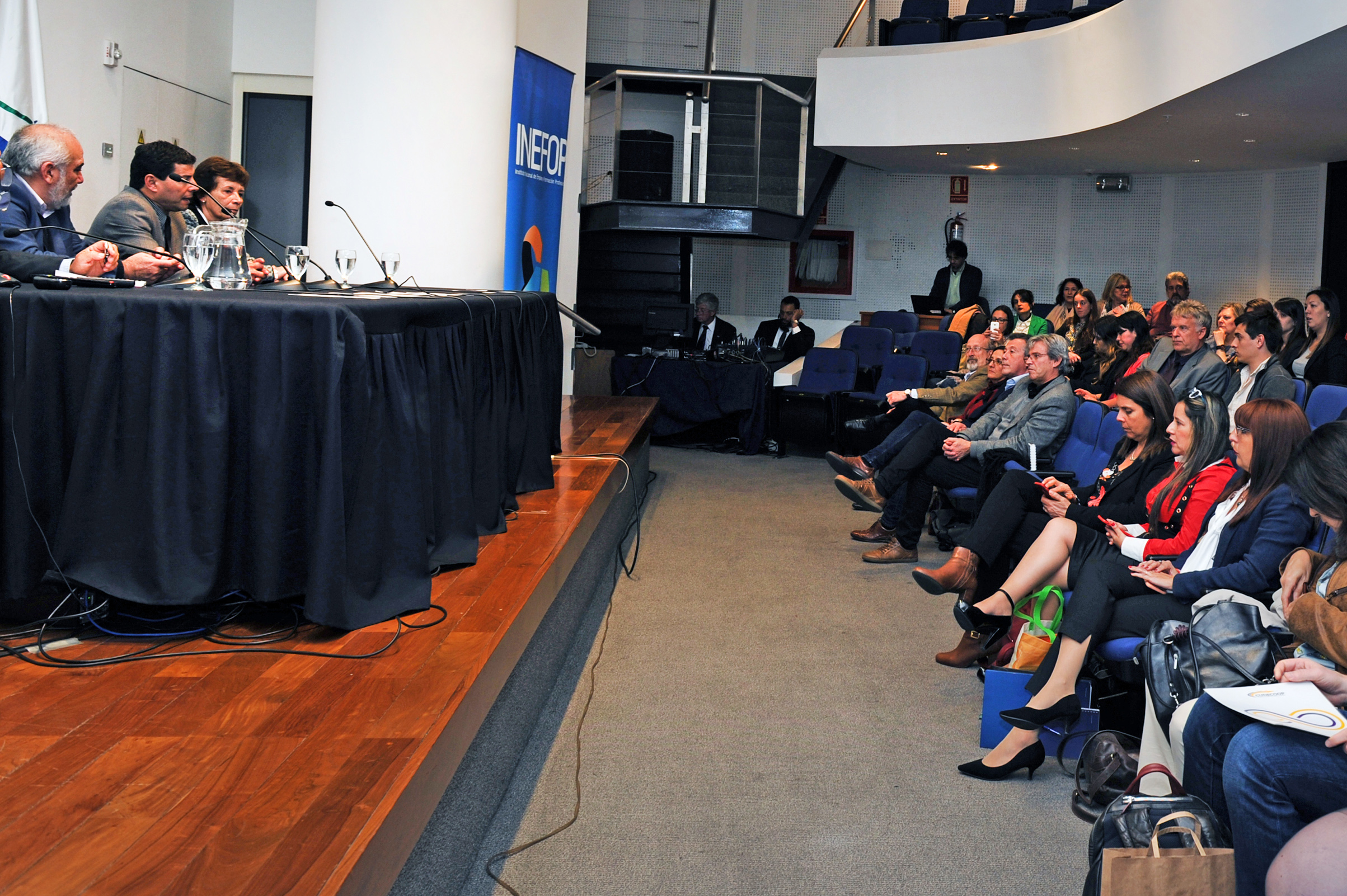 Conferencia Acercando Educación y Trabajo-Cooperación Programa Eurosocial