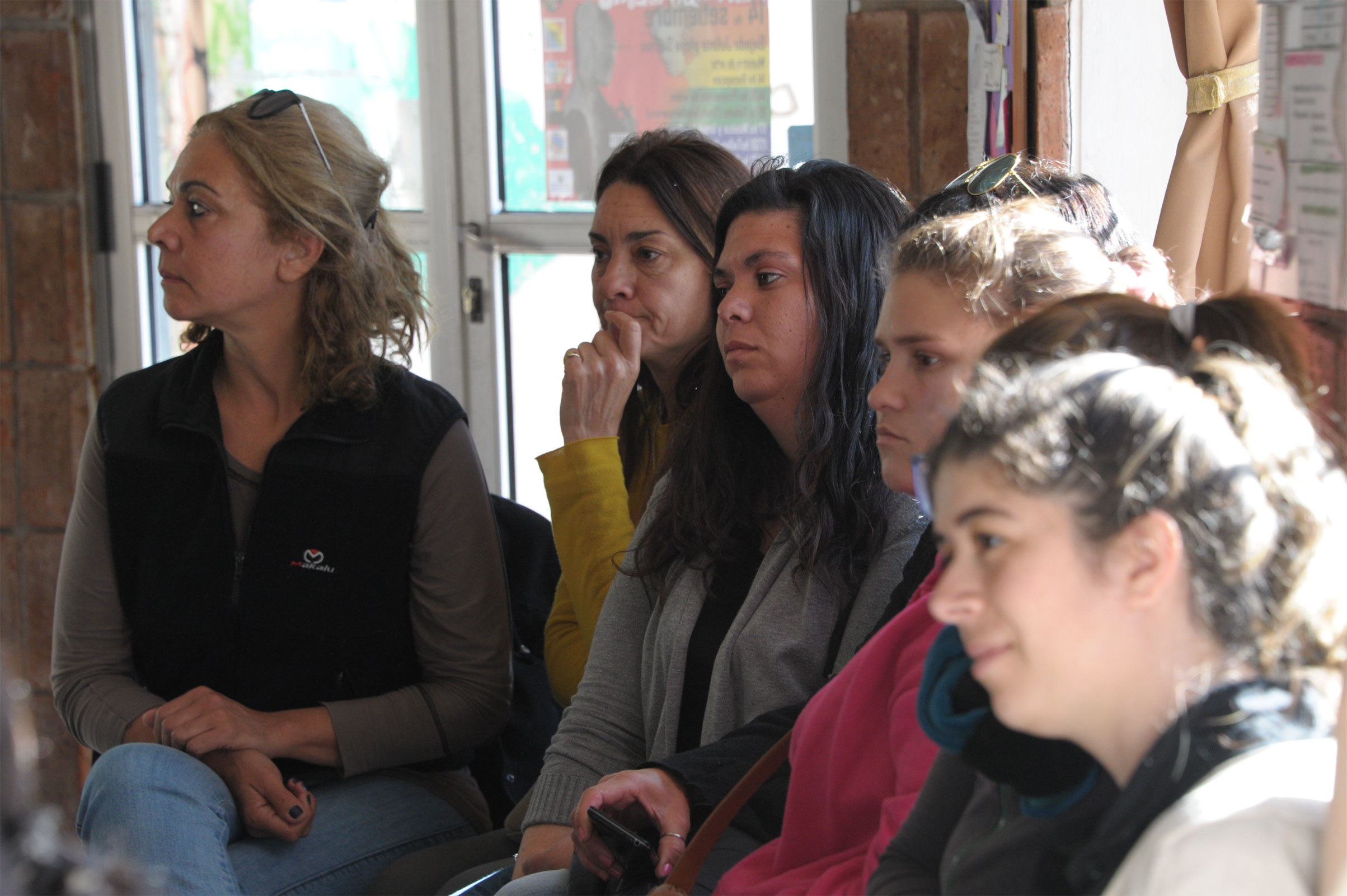 Marina Arismendi, en diálogo con vecinos de Ciudad de la Costa y la Costa de Oro