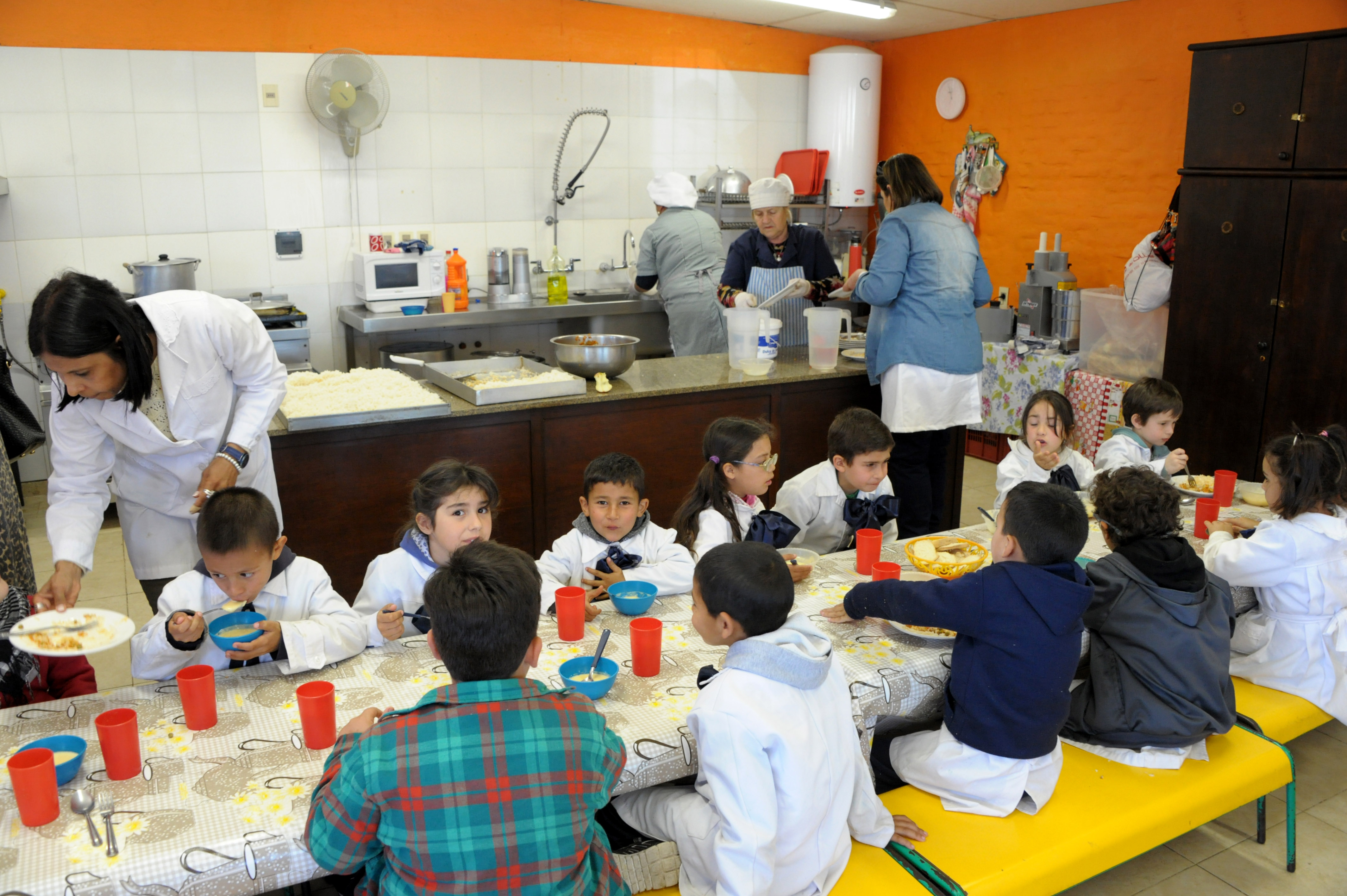 Escuela rural n.º 27 en Flores