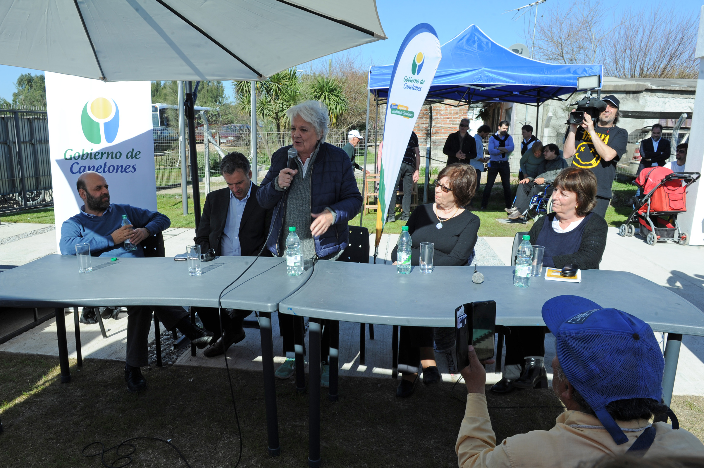 Inauguración de centro Crece desde el Pie, en Barros Blancos, departamento de Canelones