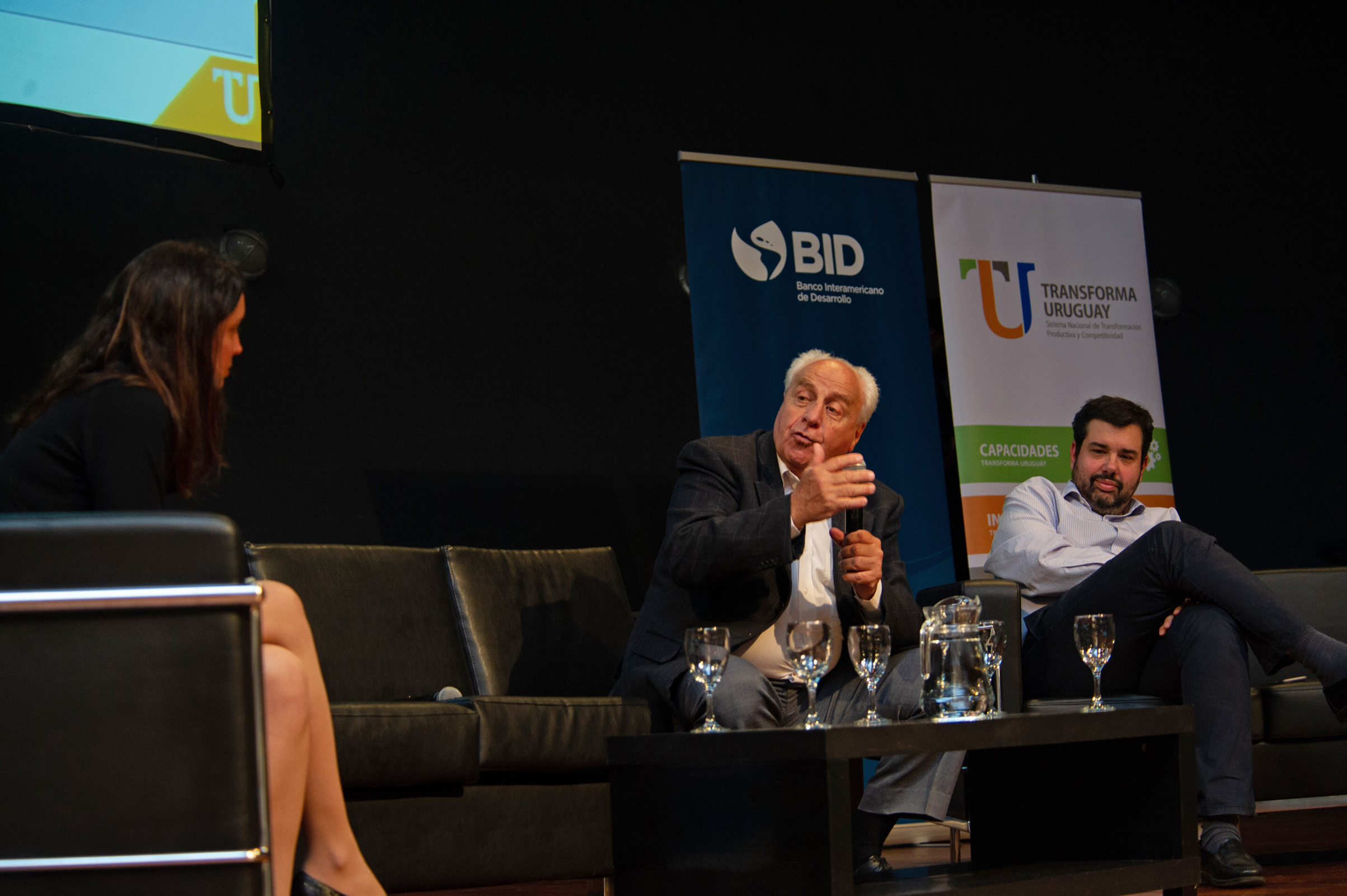 Ministro Víctor Rossi expone en encuentro BIM