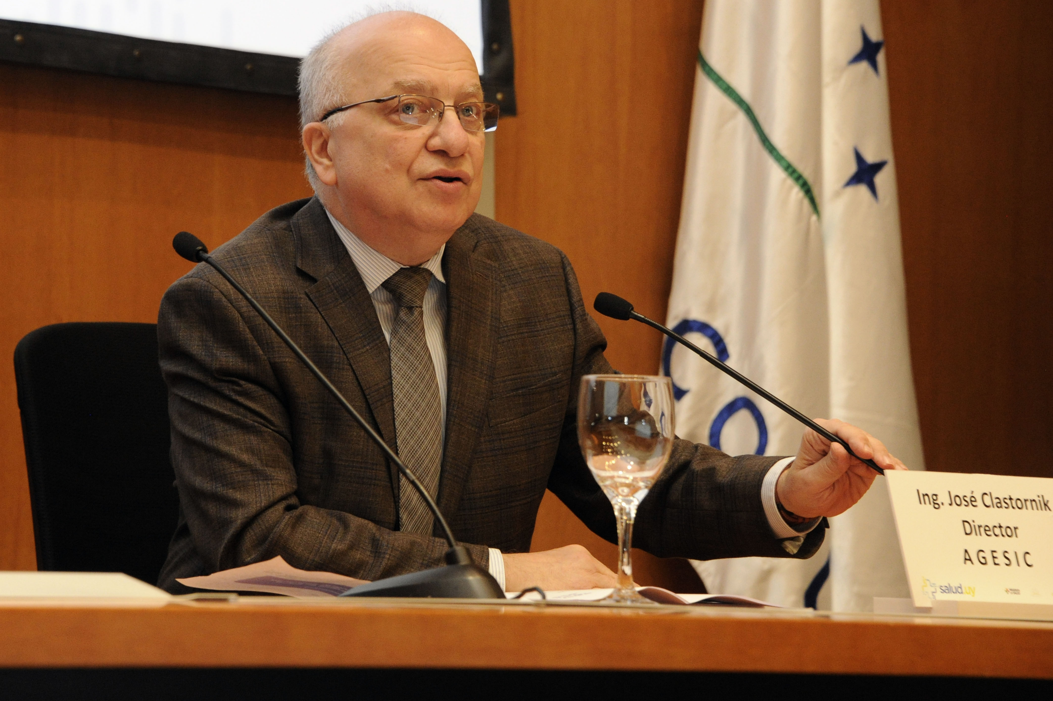 José Clastornik
