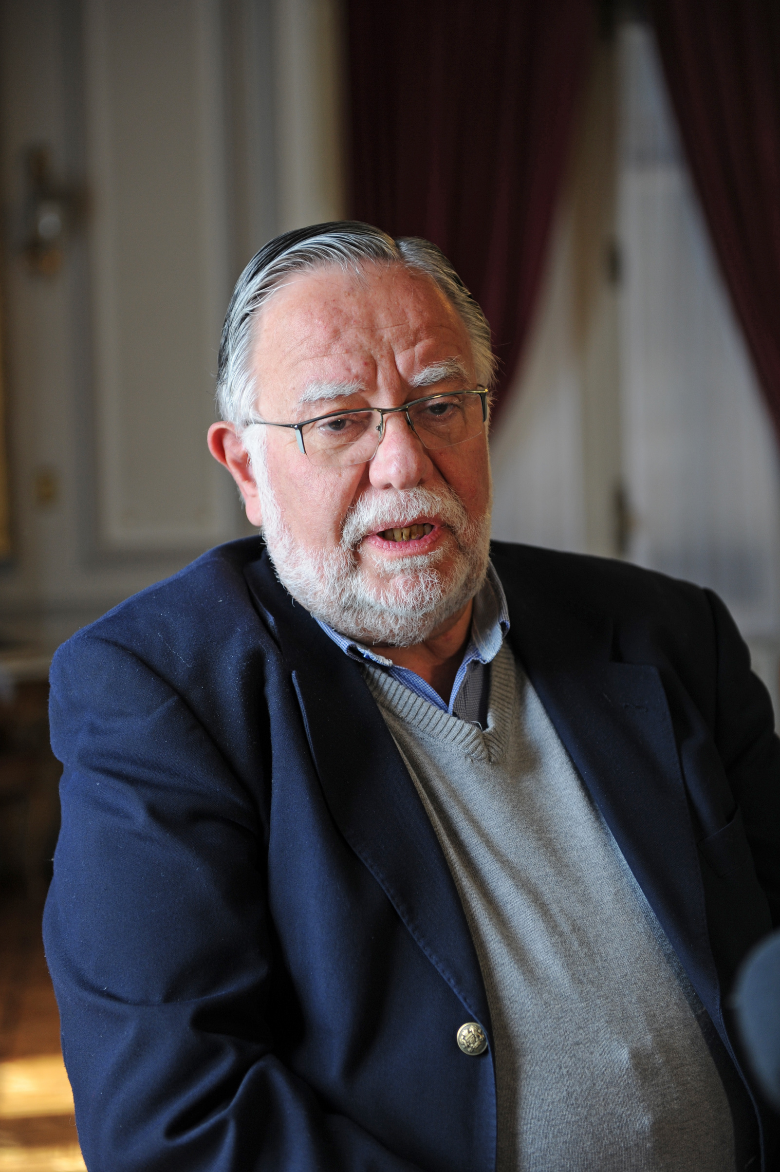 Ministro de Defensa, José Bayardi