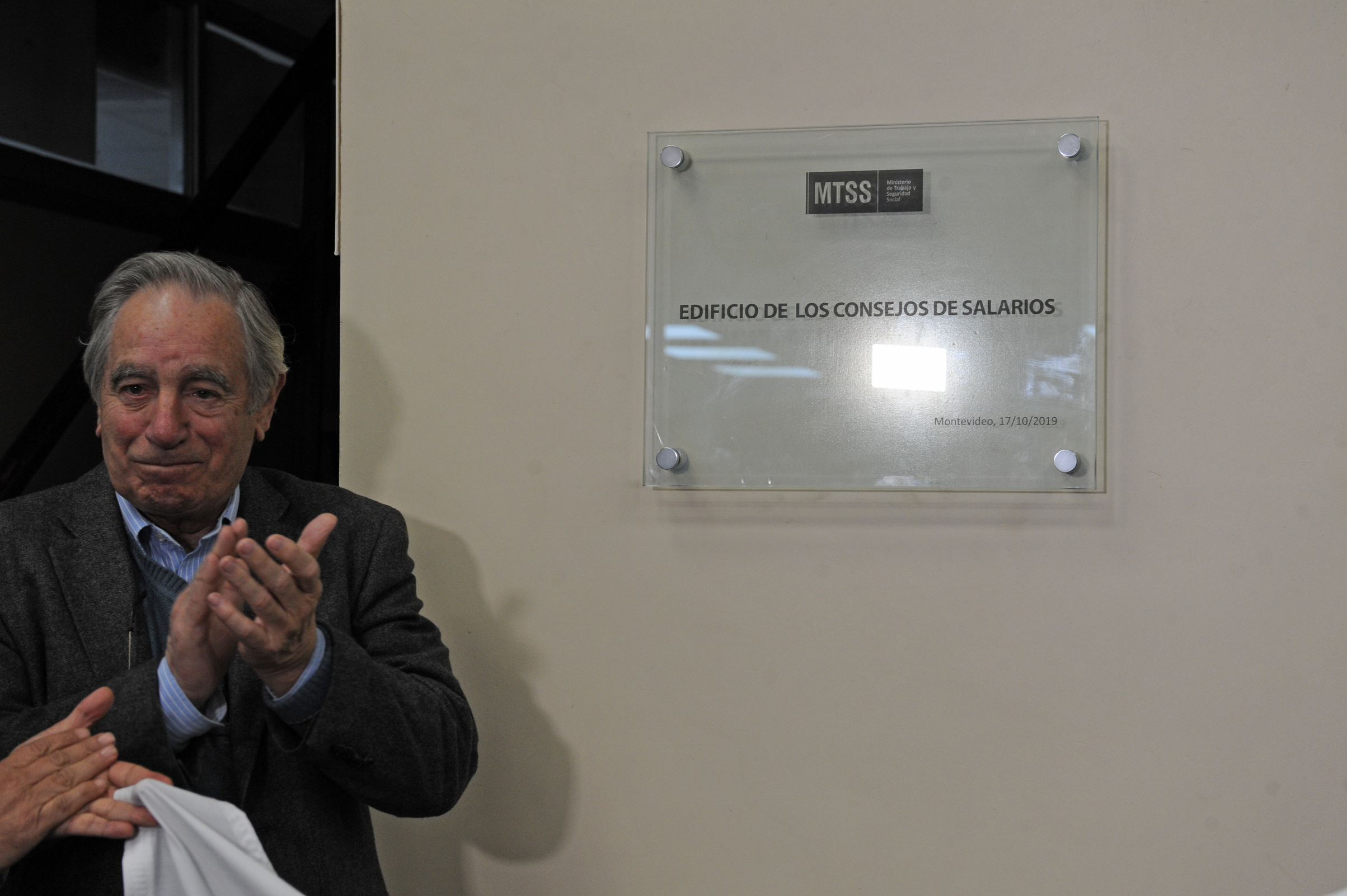 Acto de designación de la sede de la calle 25 de Mayo como Edificio de los Consejos de Salarios
