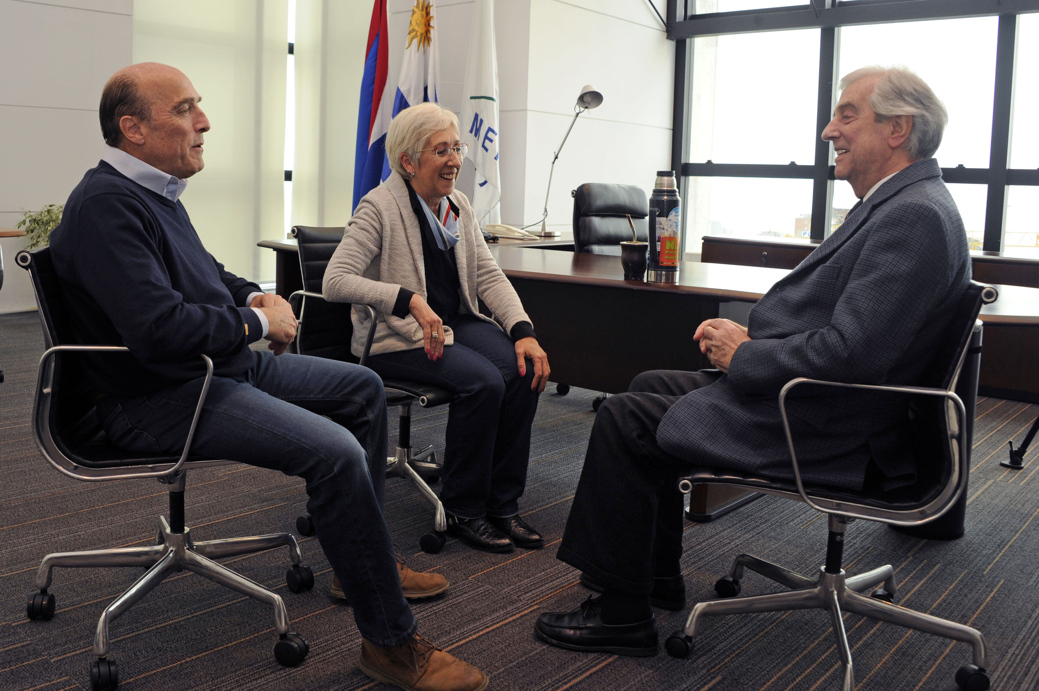 Tabaré Vázquez reunido con Daniel Martínez y Graciela Villar