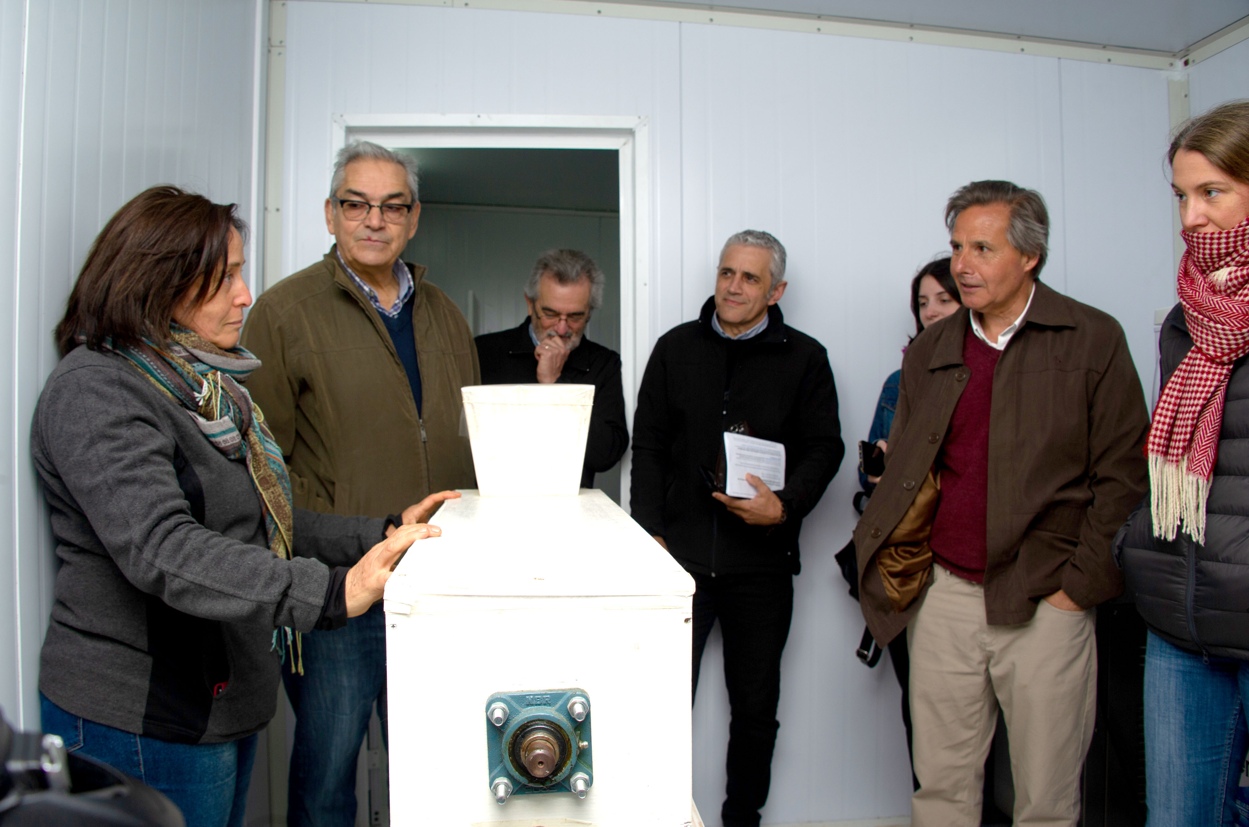 Ministro Enzo Benech visita una cooperativa agraria de productores de Canelones