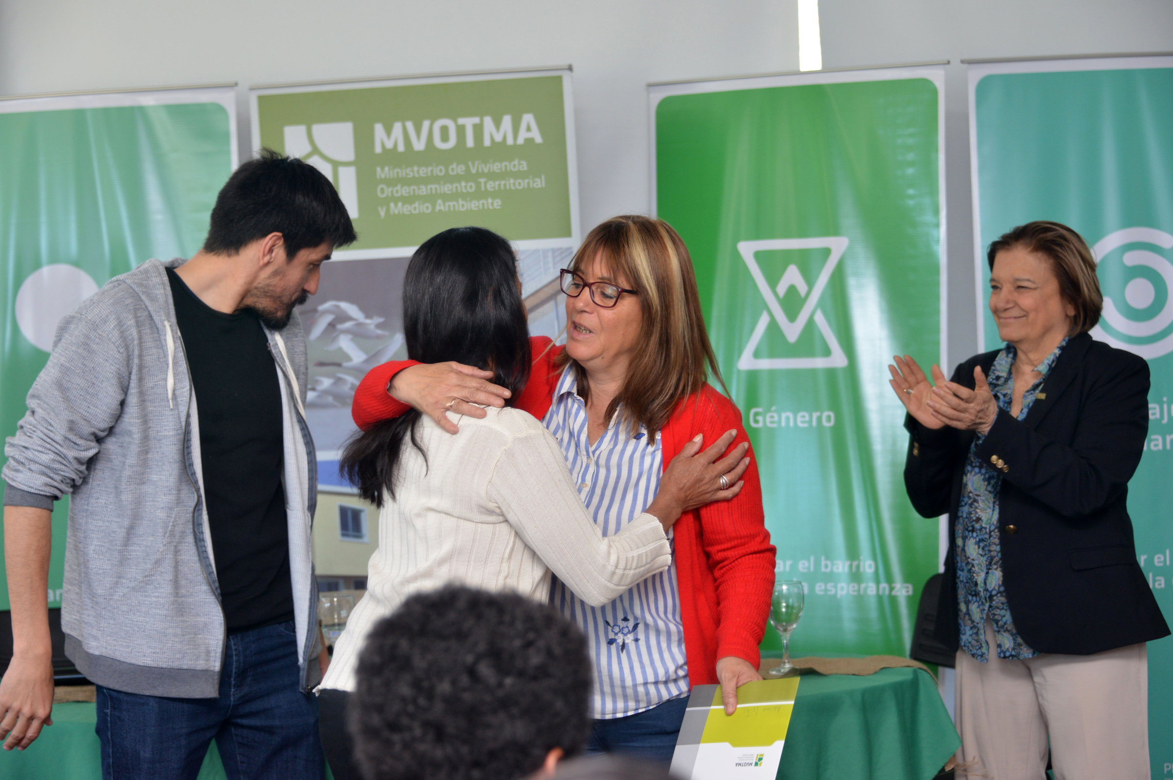 Entrega de viviendas del Plan Juntos en Las Piedras