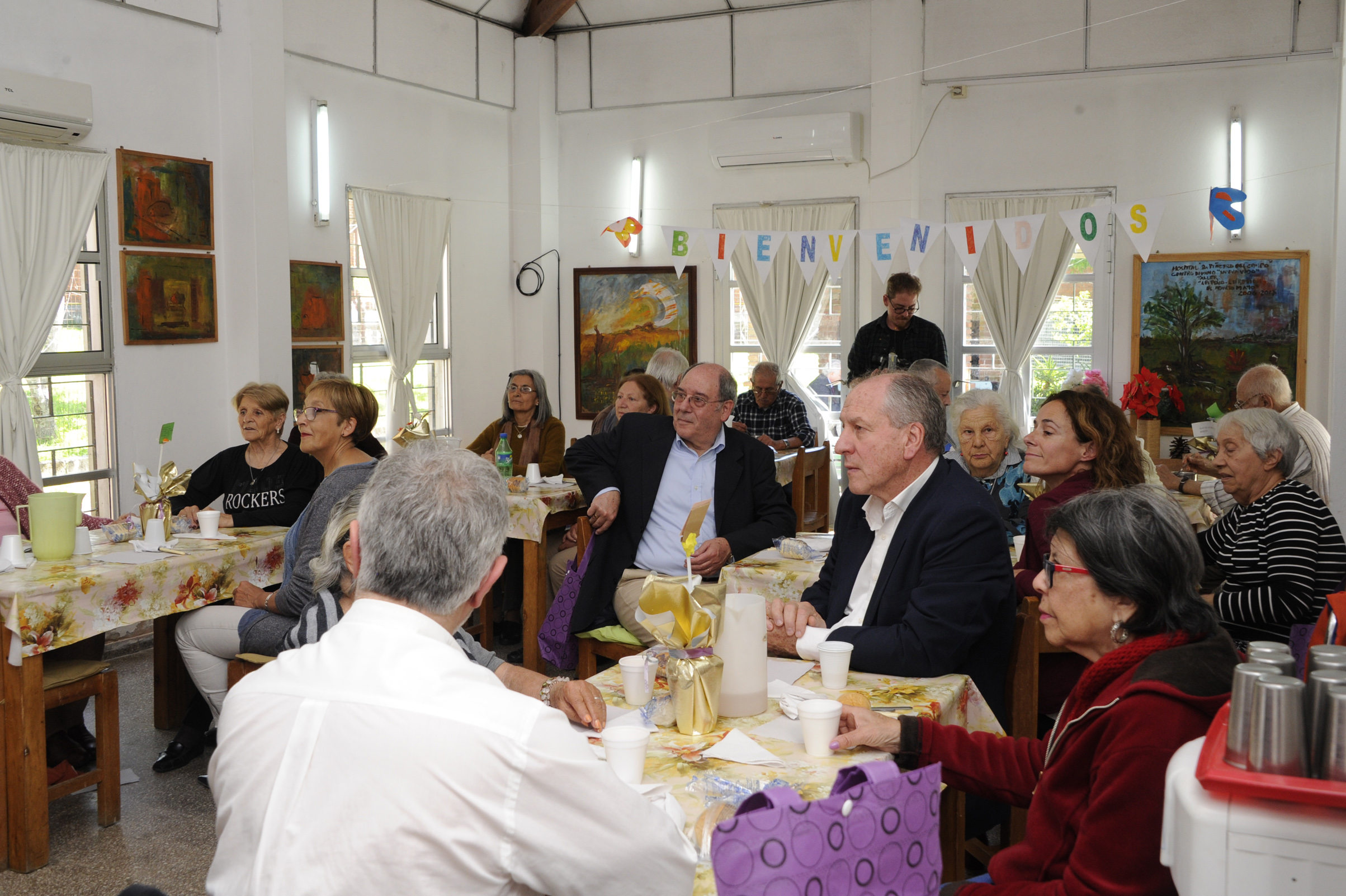 Ministro Ernesto Murro visitó el Hospital Luis Piñeyro del Campo