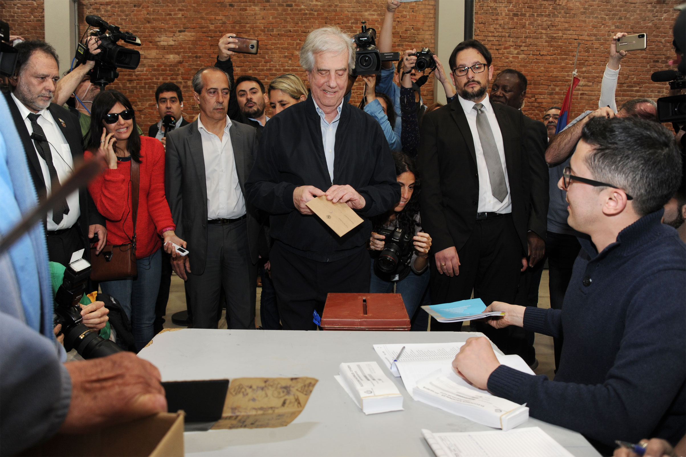 Votación del presidente Tabaré Vázquez