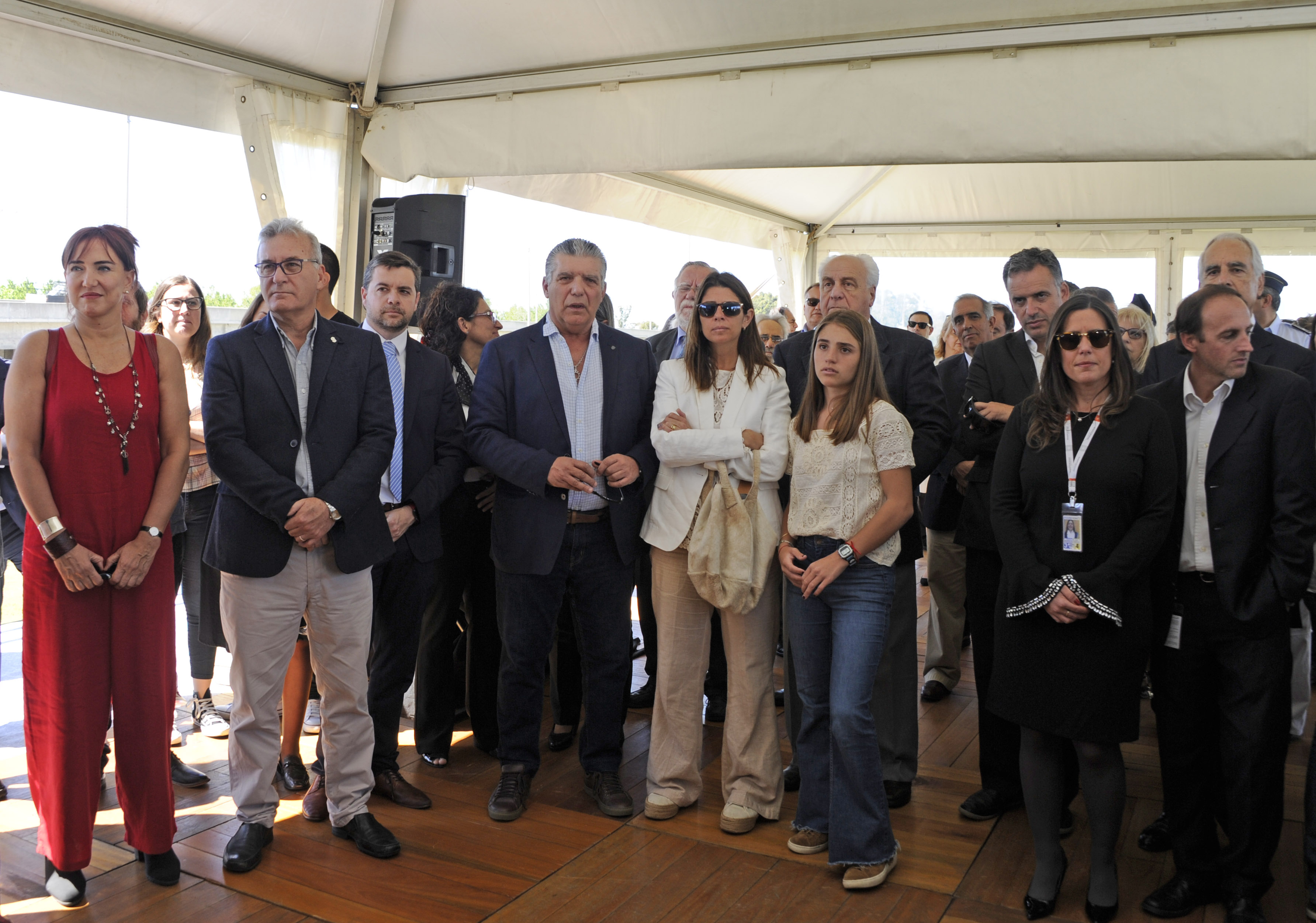 Inauguración del mural “Uruguay al mundo”, ubicado en el viaducto frente al ingreso al aeropuerto de Carrasco