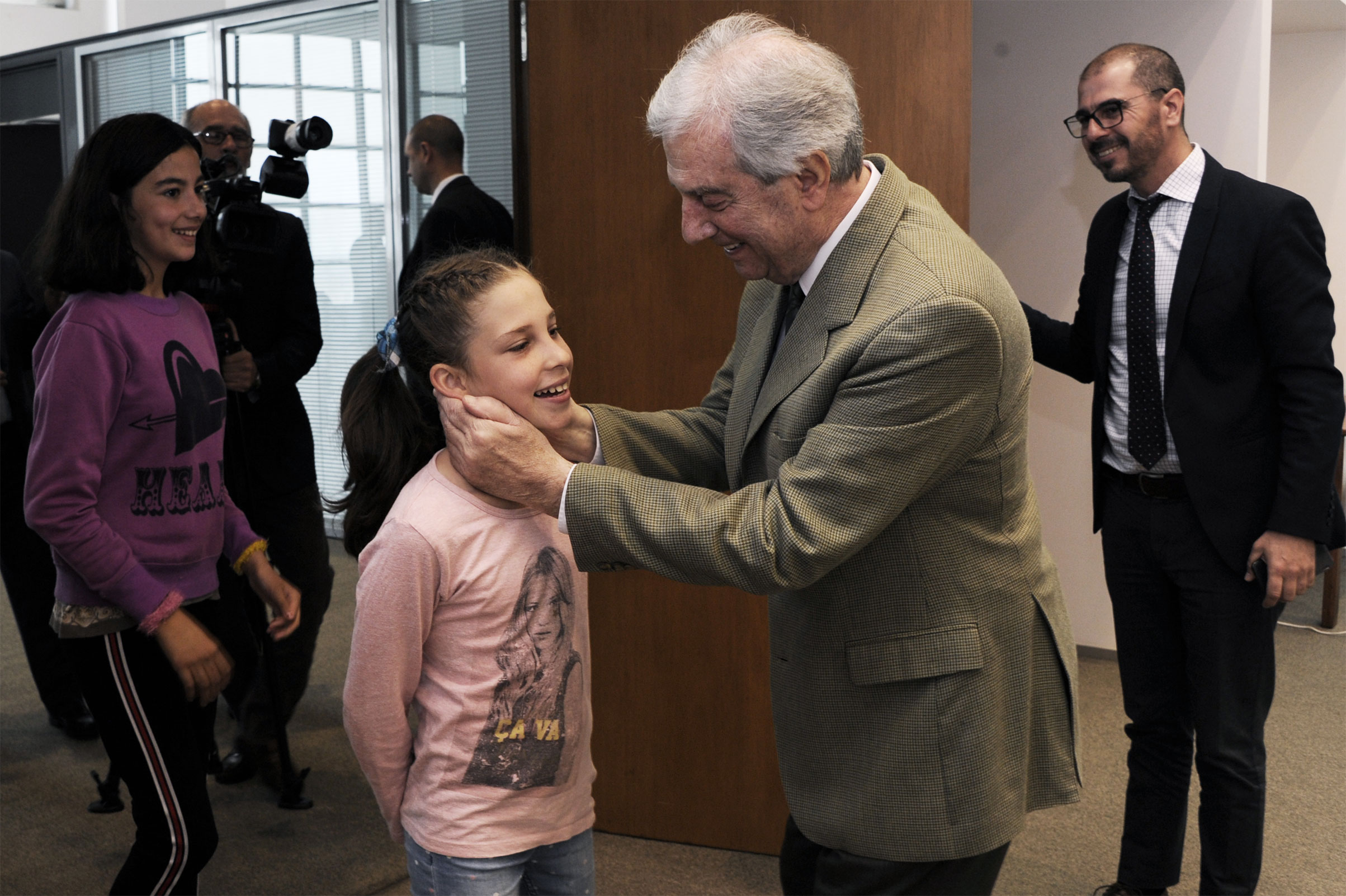 Niños y jóvenes participaron en el Consejo de Ministros
