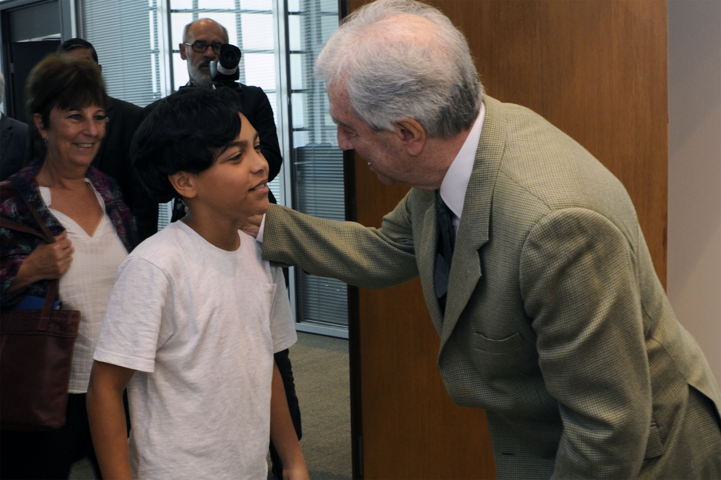 Niños y jóvenes participaron en el Consejo de Ministros
