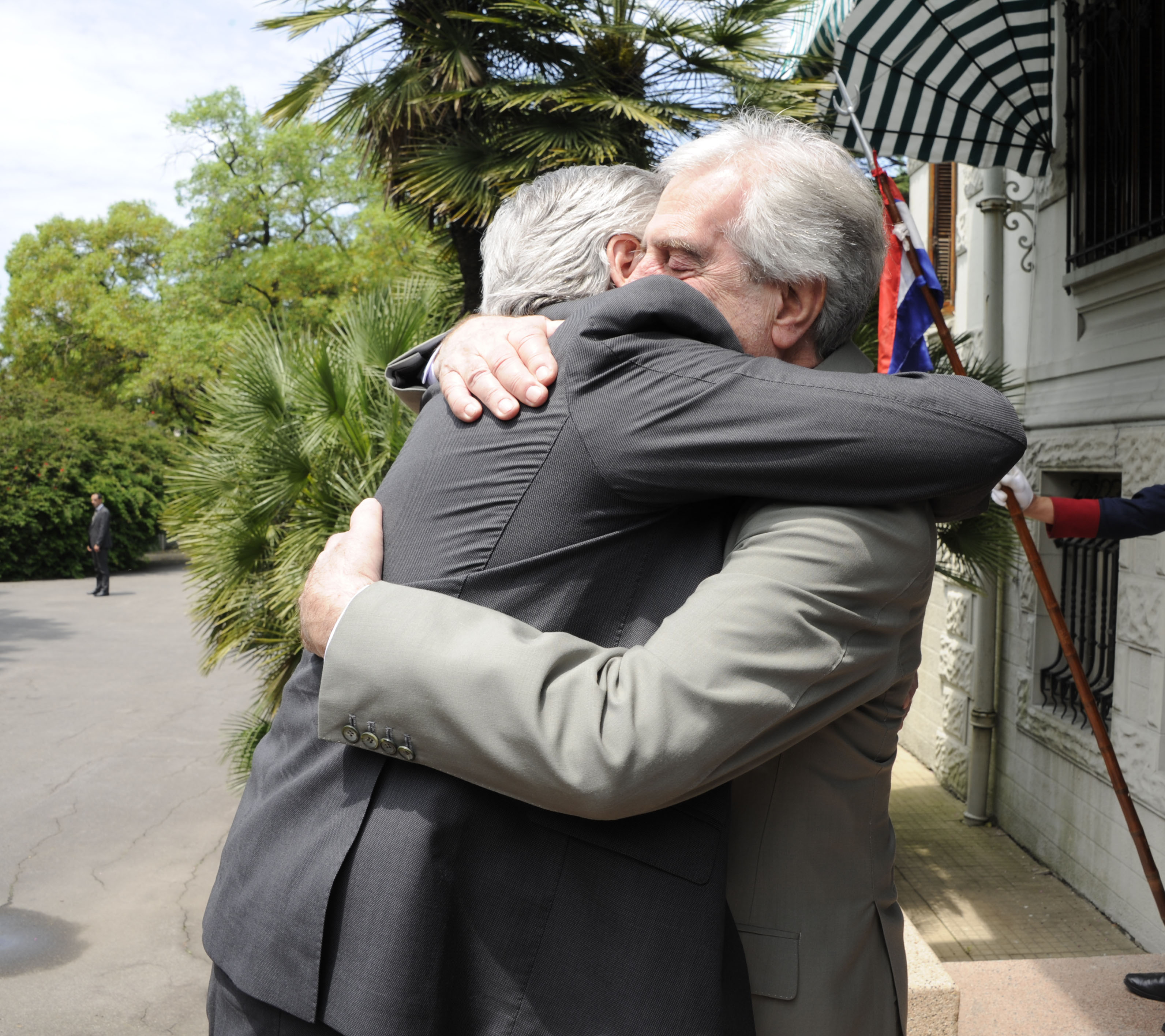 Presidente de la República, Tabaré Vázquez, recibe al mandatario electo de Argentina, Alberto Fernández