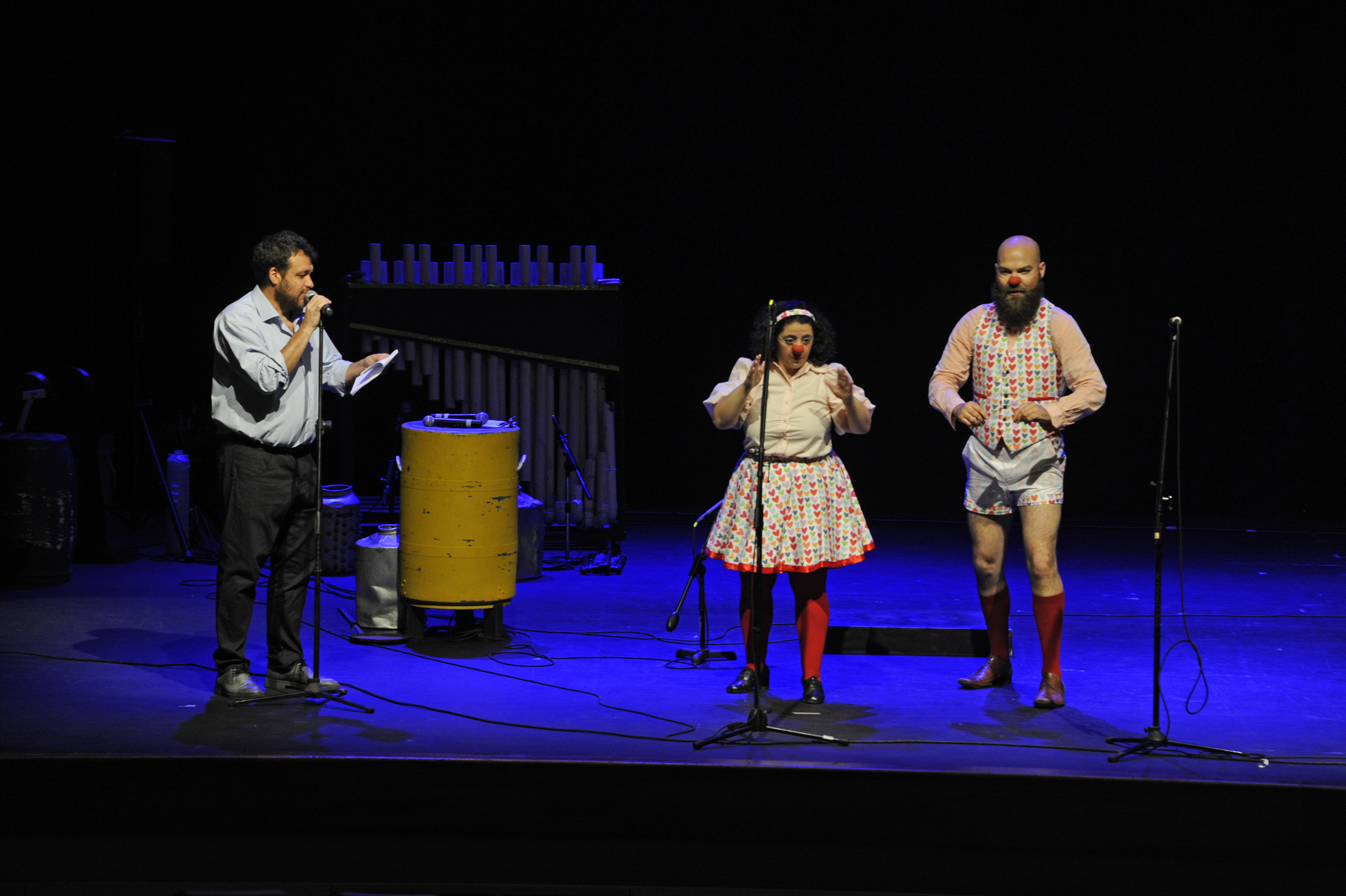 Actividad desarrollada en el teatro El Galpón sobre consumo problemático de alcohol