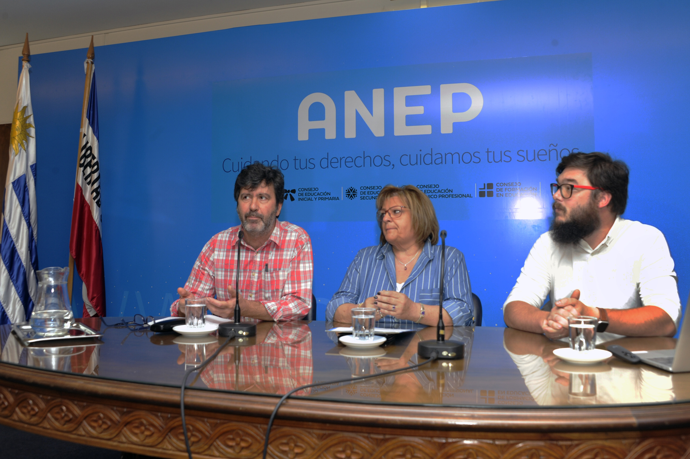 Lanzamiento de aplicación para celulares Elijo Estudiar, con información sobre oferta educativa en el país