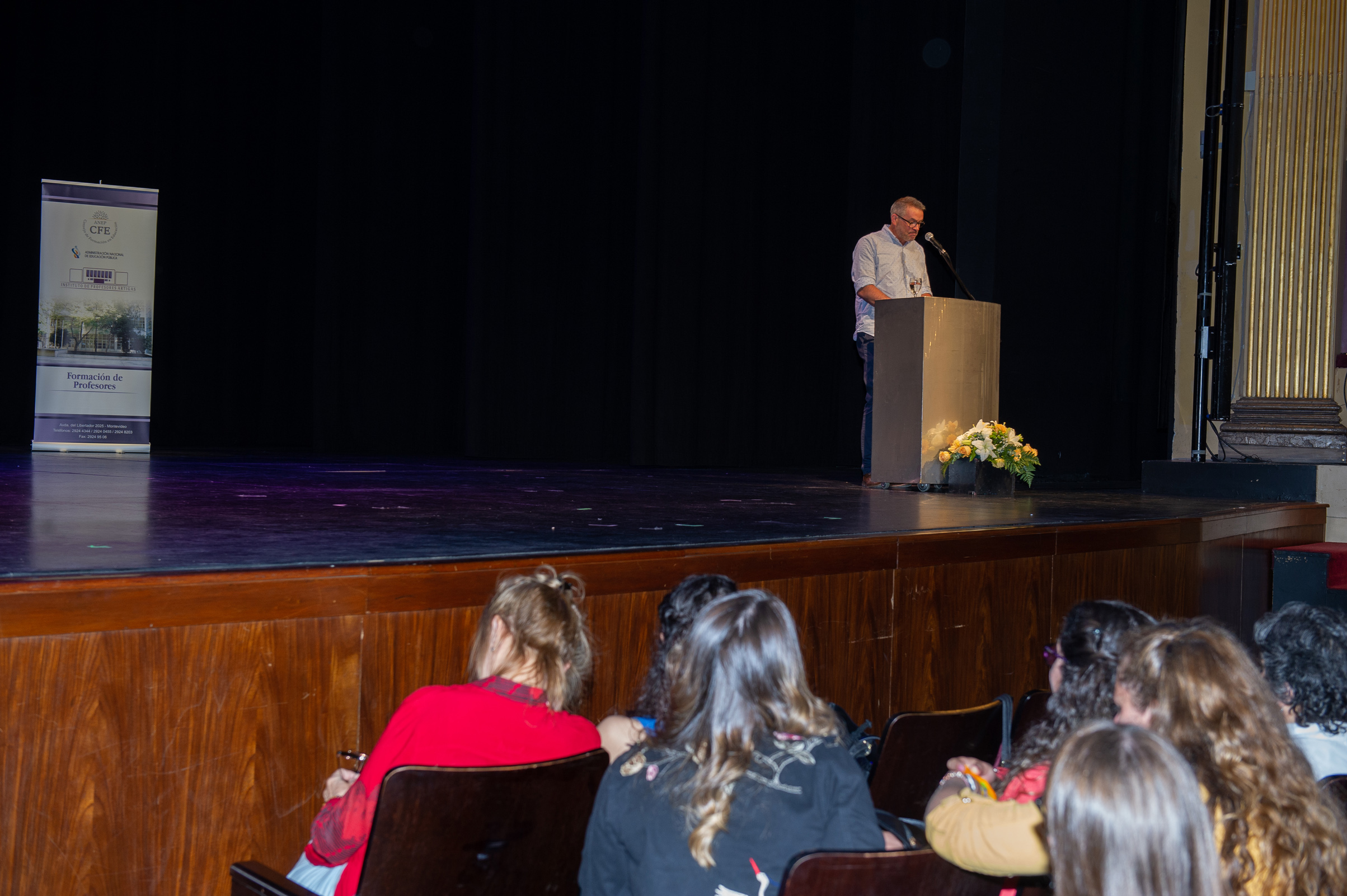 Ceremonia de graduación de nuevos docentes