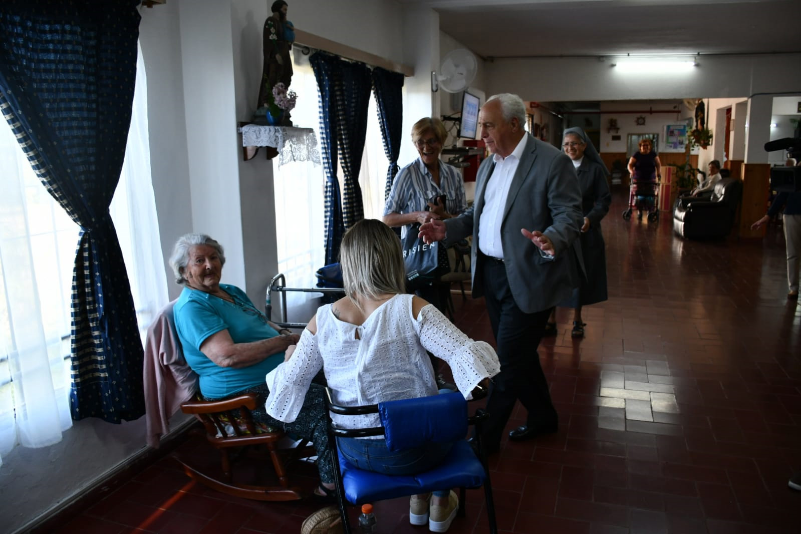 Víctor Rossi en hogar San Vicente de Paul, en Las Piedras