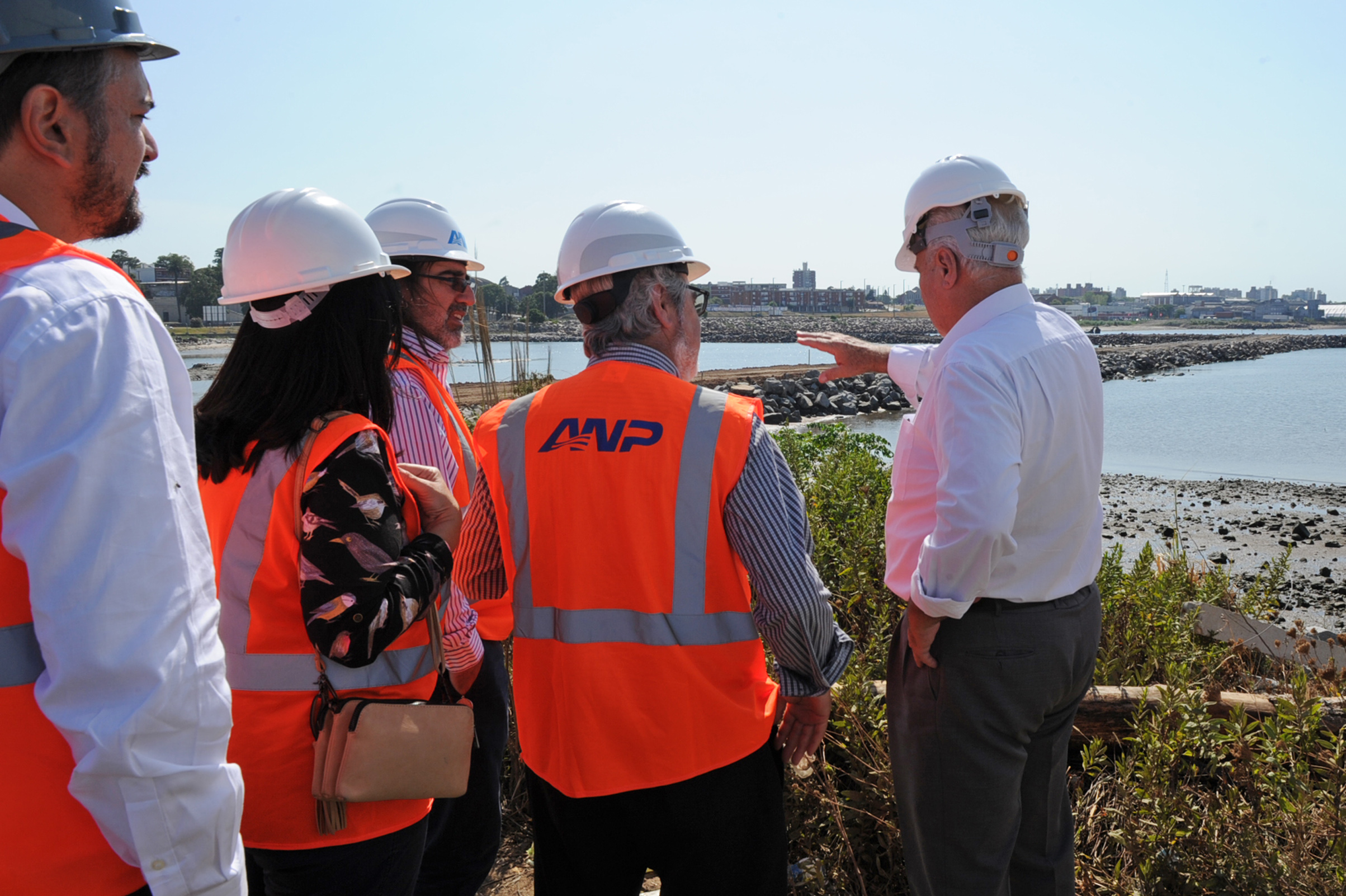 Obras en curso para construir terminal de Capurro