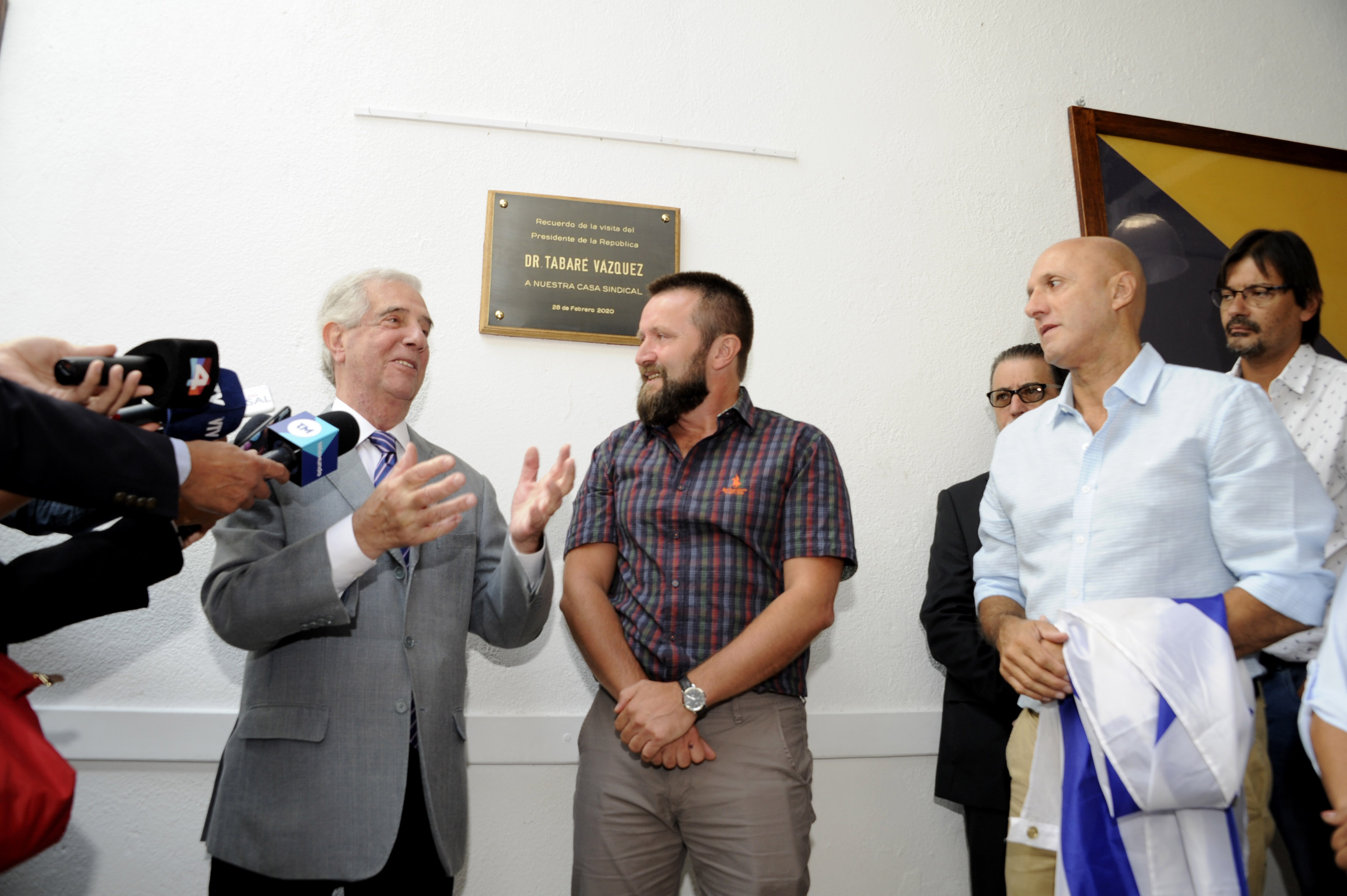 Tabaré Vázquez en homenaje que le realizaron los funcionarios de la Asociación Española