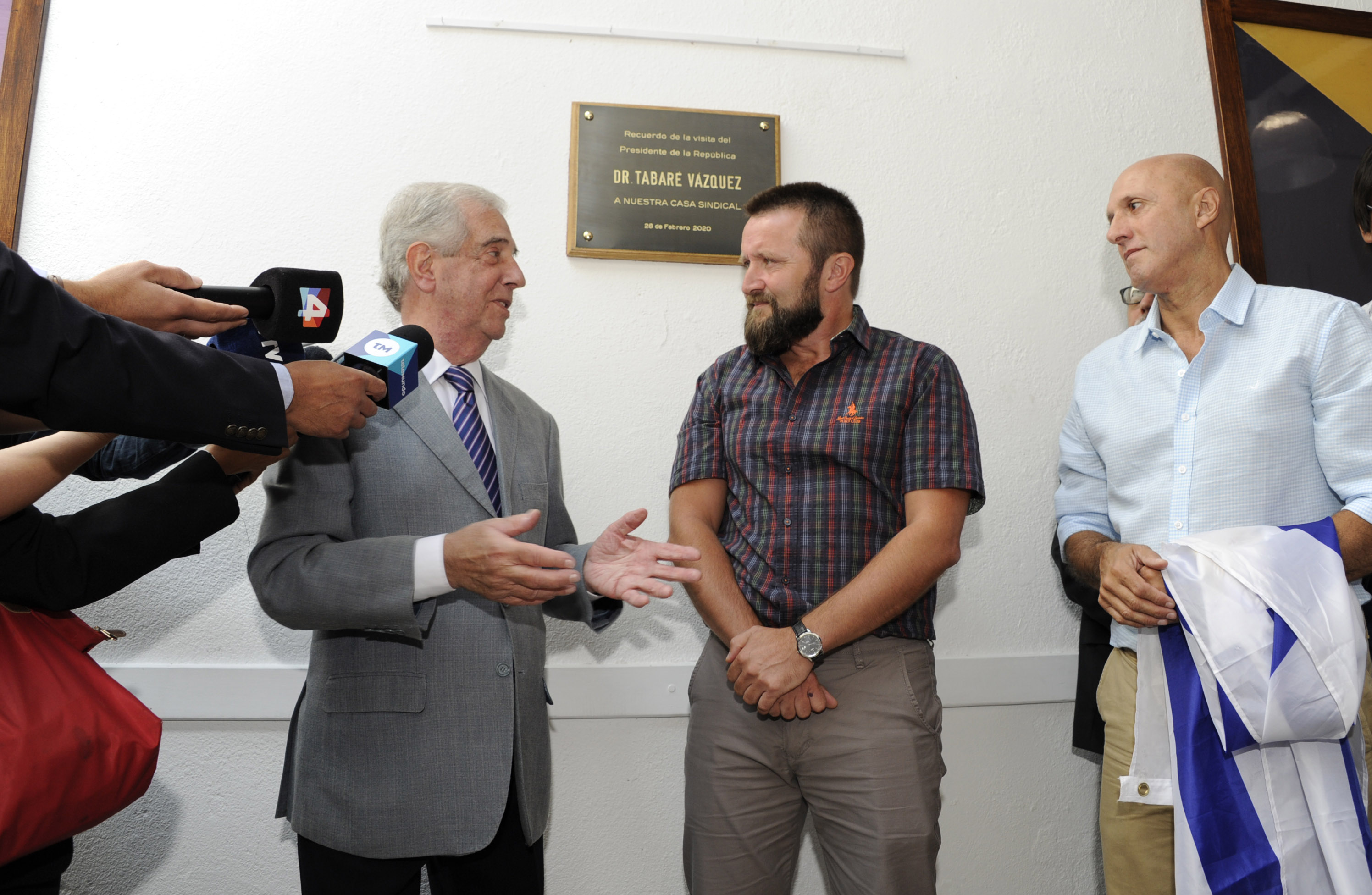 Tabaré Vázquez en homenaje que le realizaron los funcionarios de la Asociación Española