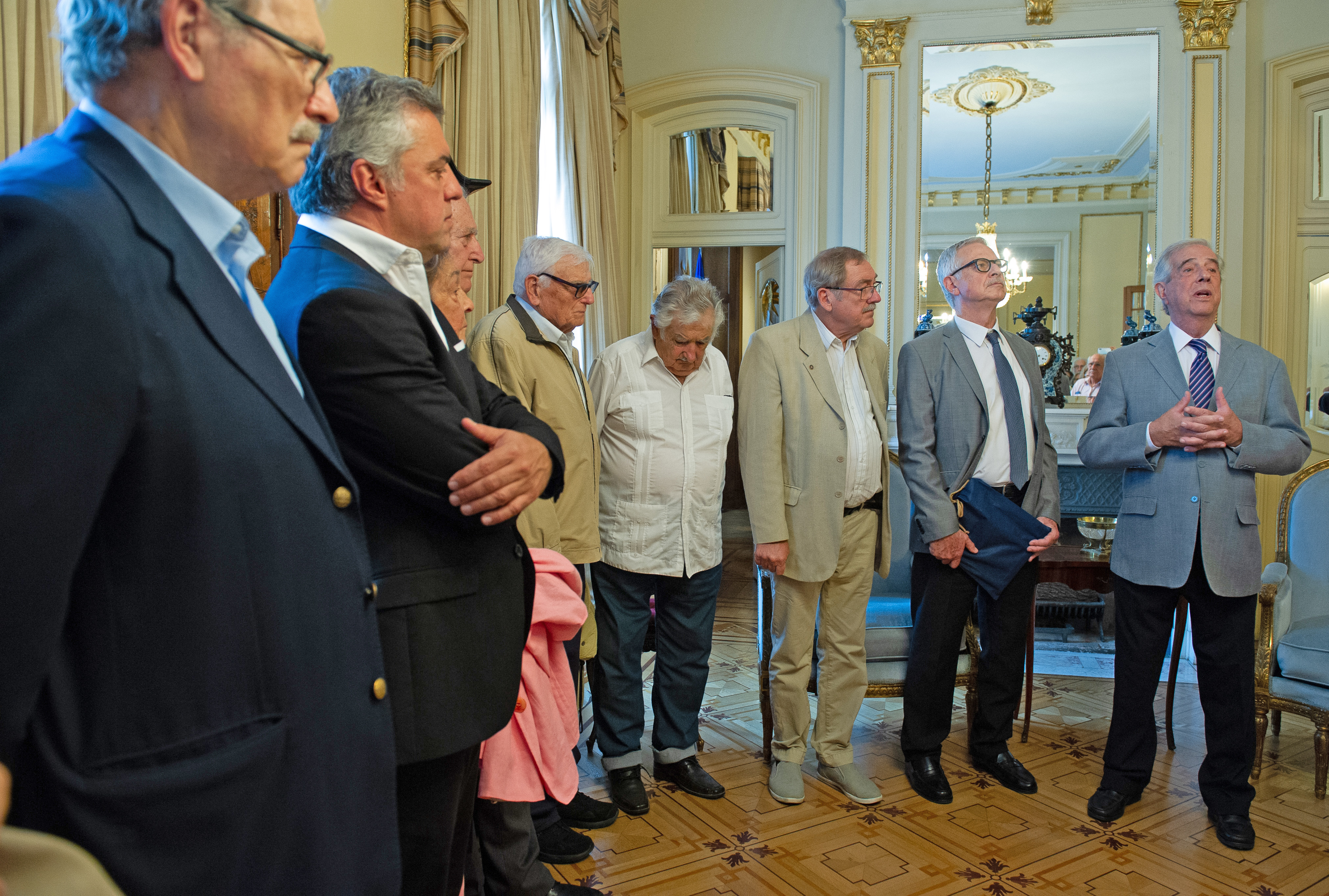 Reconocimiento a Henry Engler por parte de Tabaré Vázquez