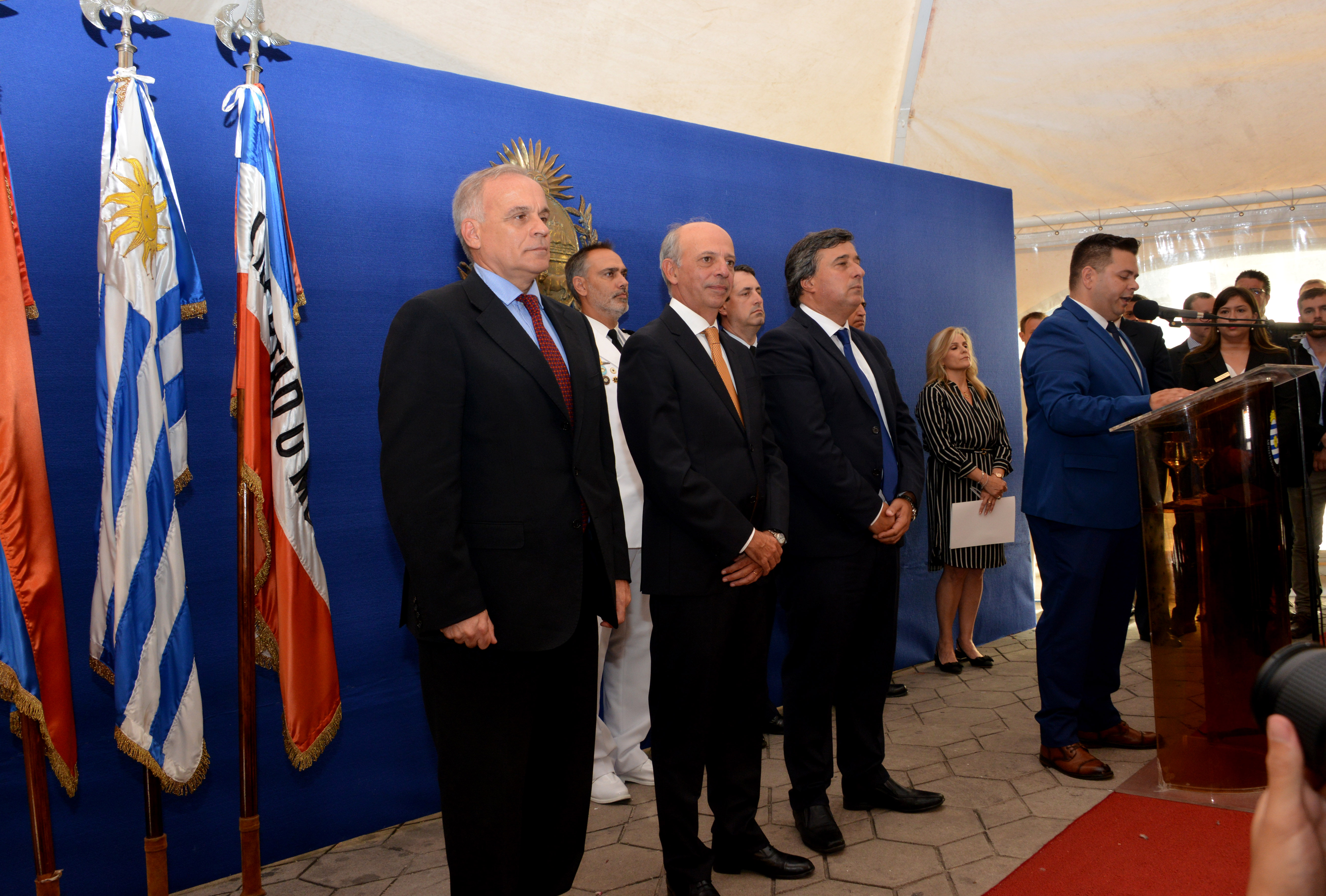 Subsecretario, Rivera Elgue, ministro, Javier García, y director general de Secretaría, Fabián Martínez, en acto de asunción de mando