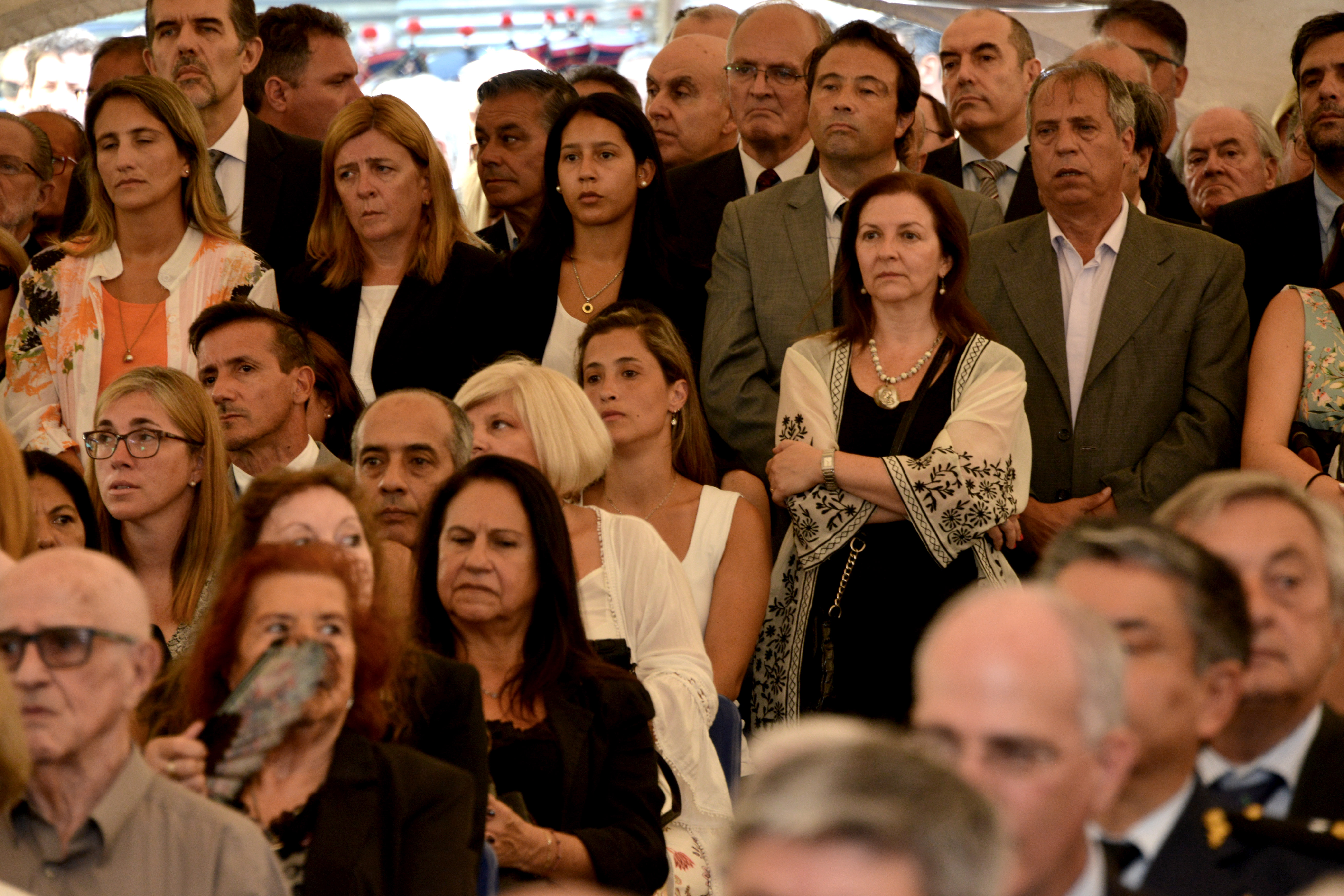 Asistentes al acto de asunción de mando